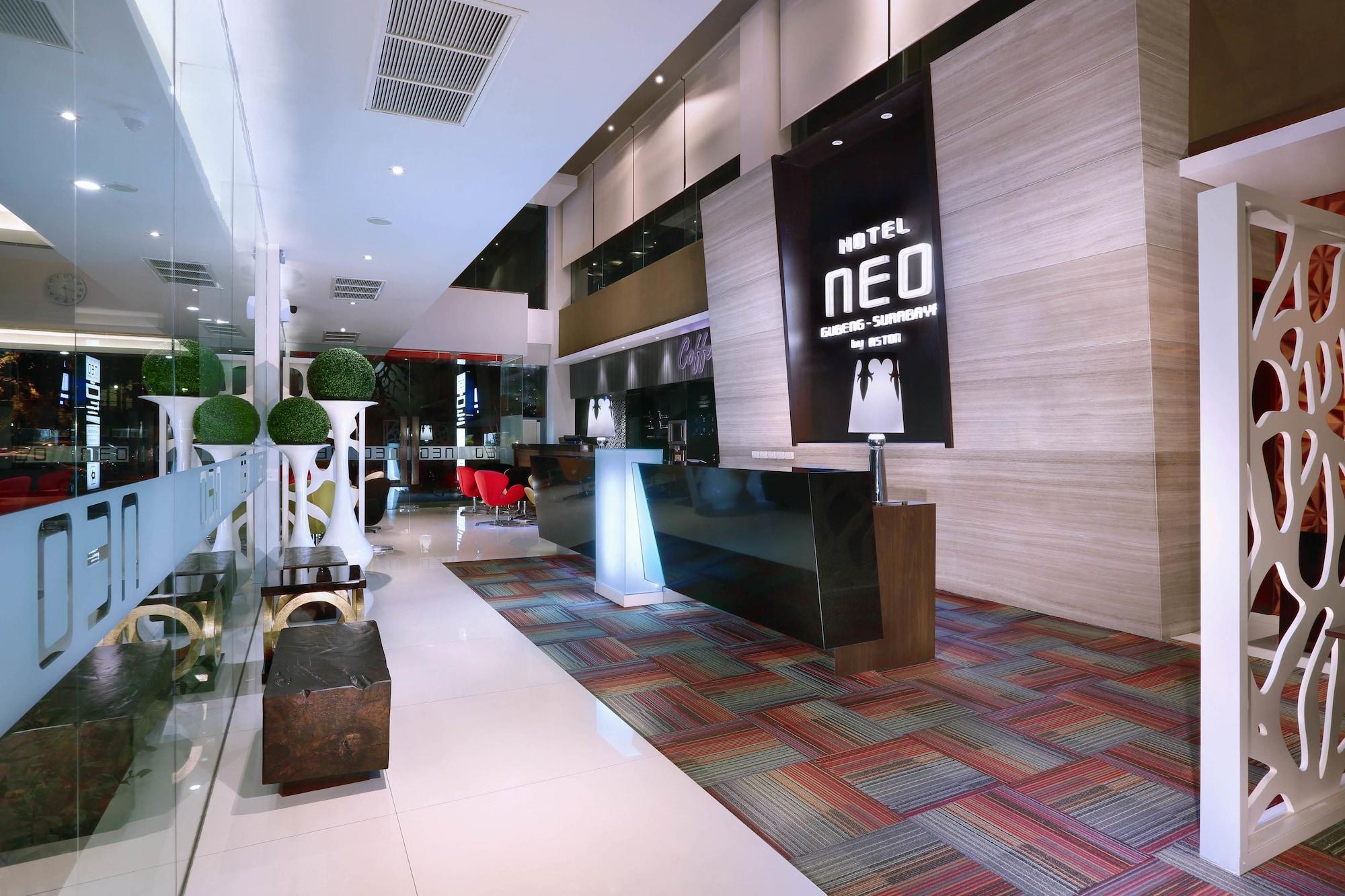 Vista Lobby Hotel Neo Gubeng - Surabaya by ASTON