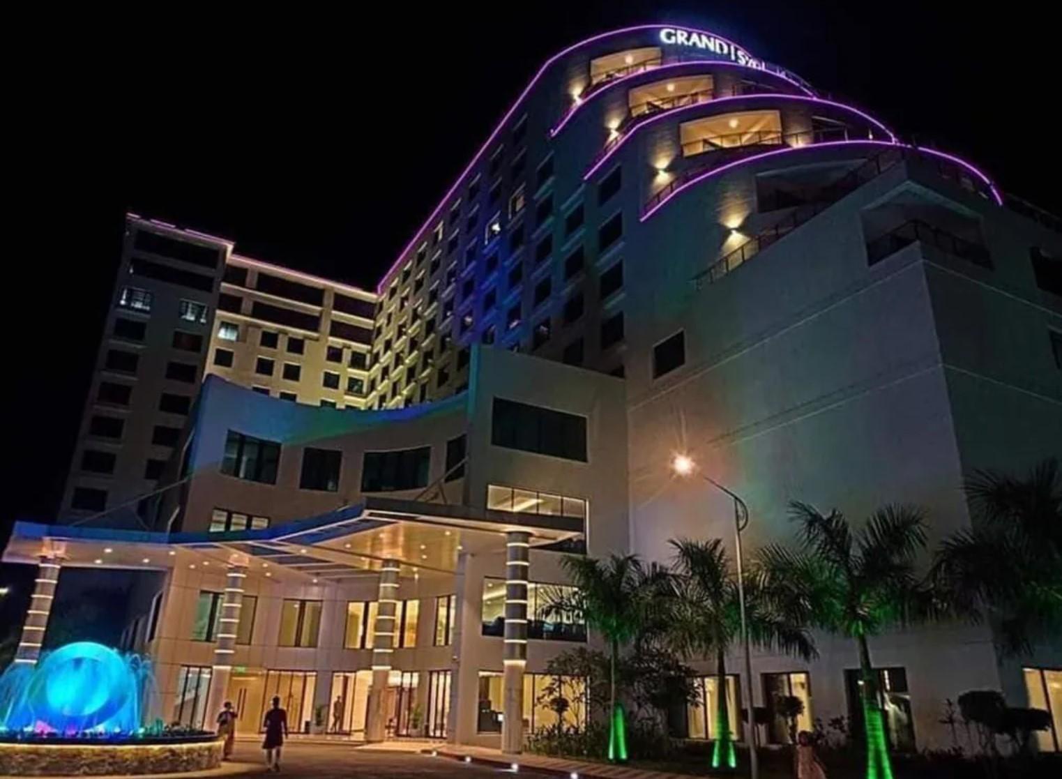 Vista Exterior Grand Sylhet Hotel & Resort
