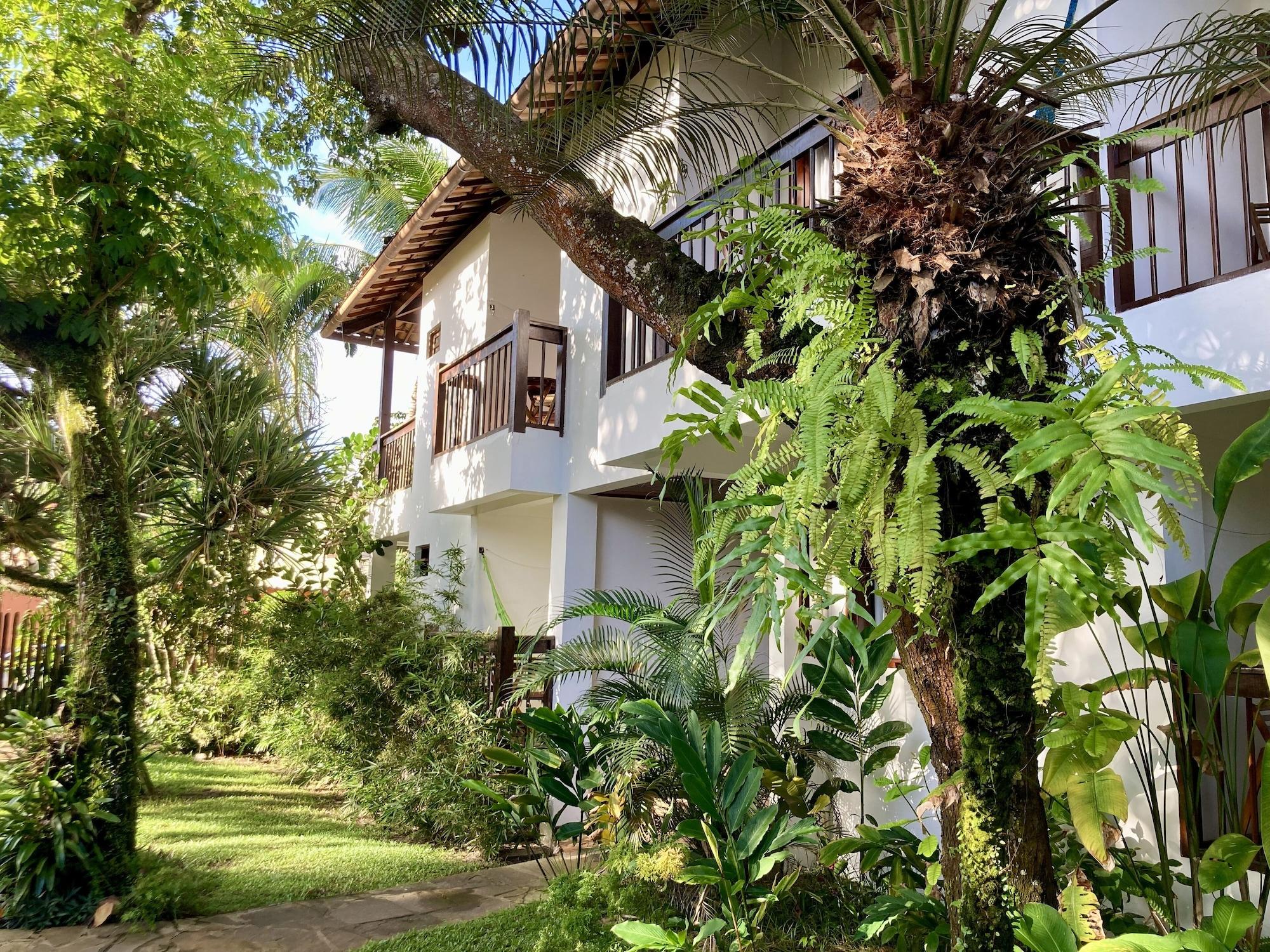 Vista Exterior Pousada Coqueiro Verde