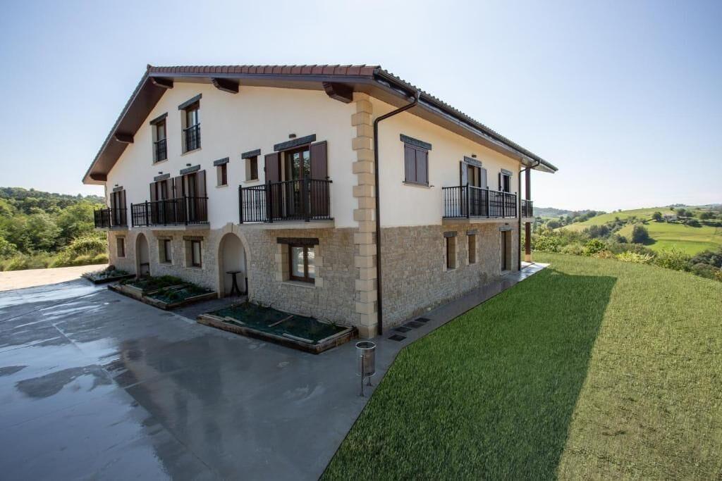 Vista Exterior Agroturismo Basitegi