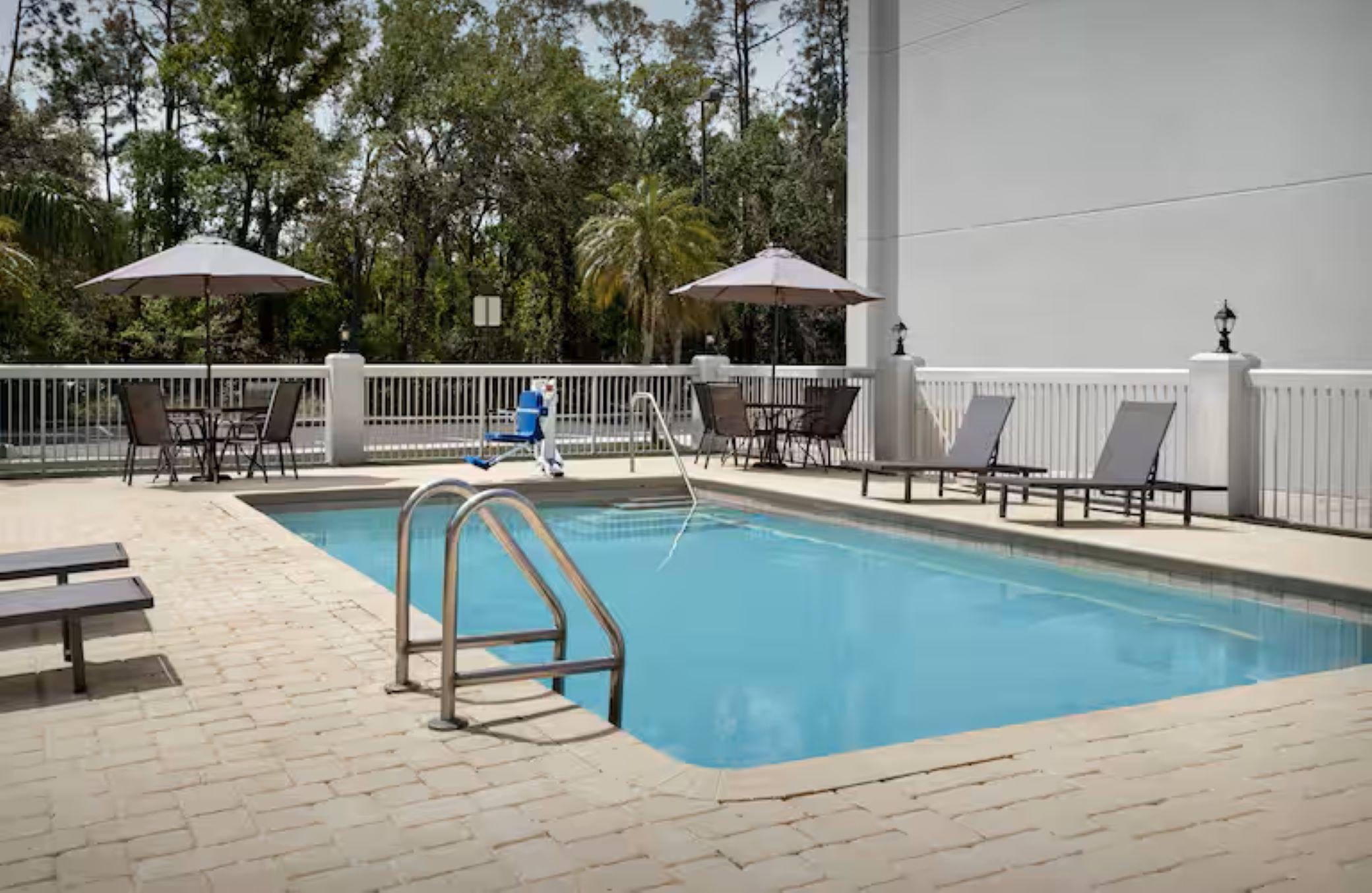 Vista Piscina Spark By Hilton Tampa Brandon