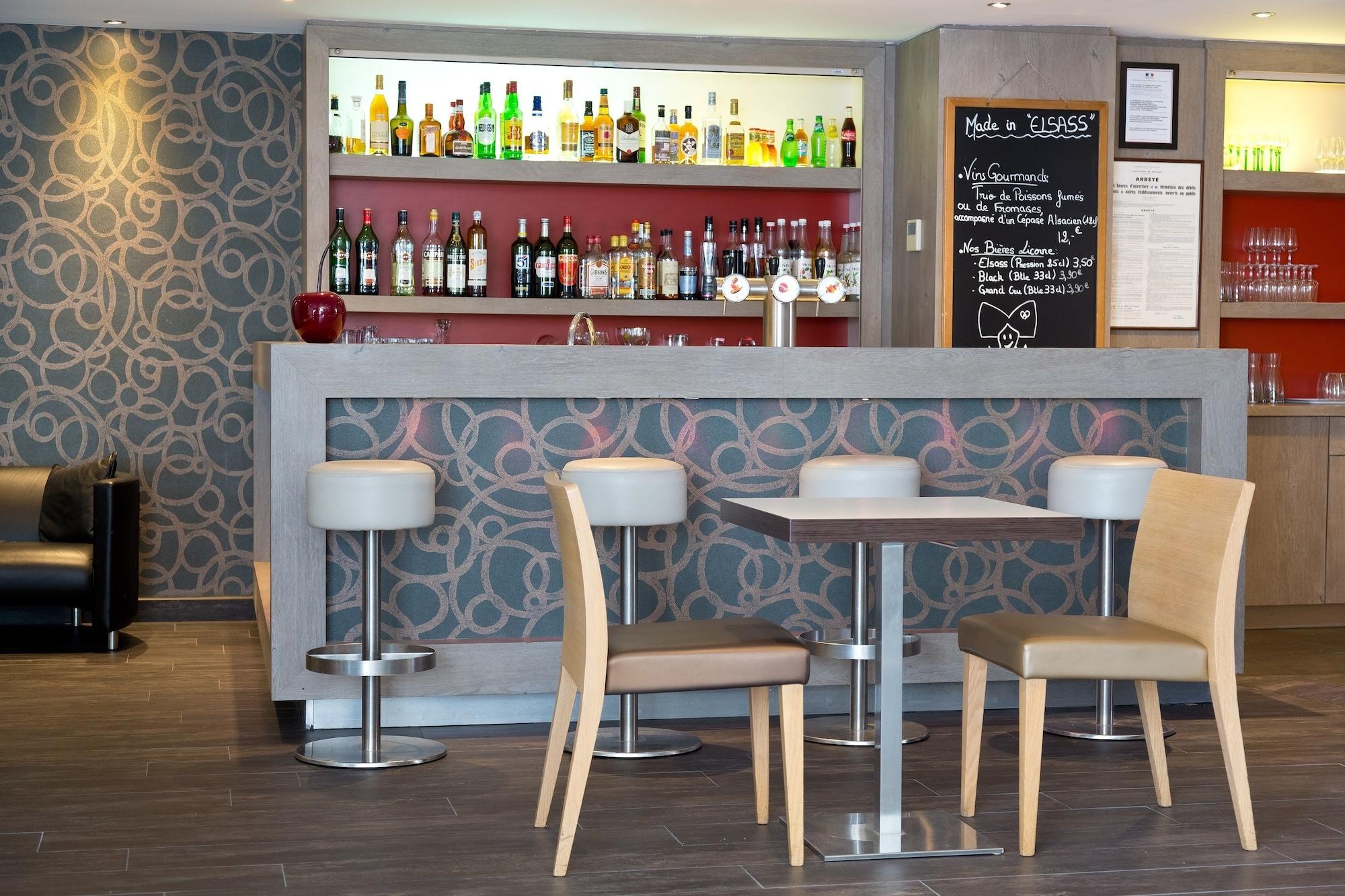 Bar/Salón Hôtel Mercure Strasbourg Aeroport