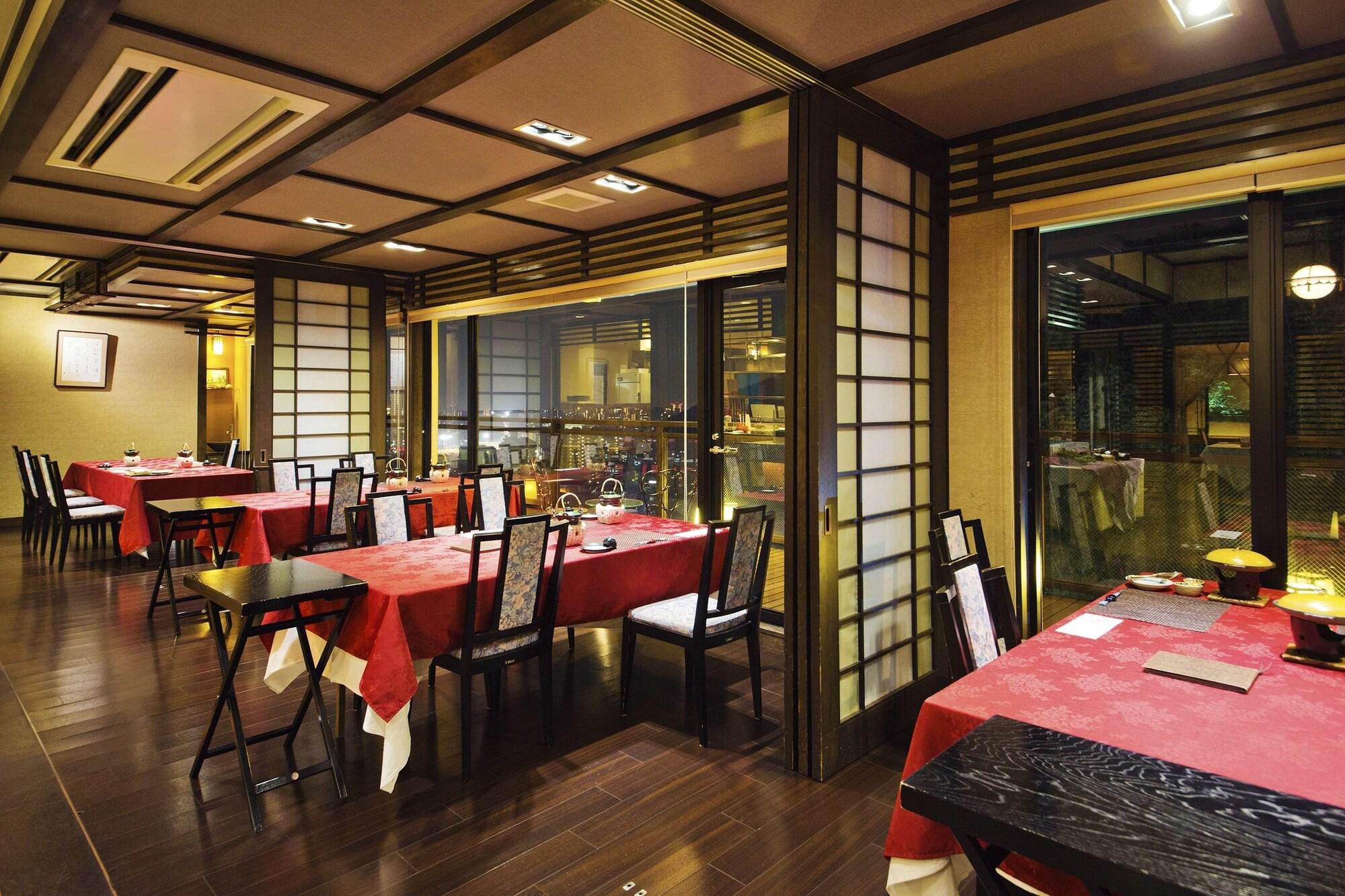 Restaurant Kiyomi Sanso Hanajukai