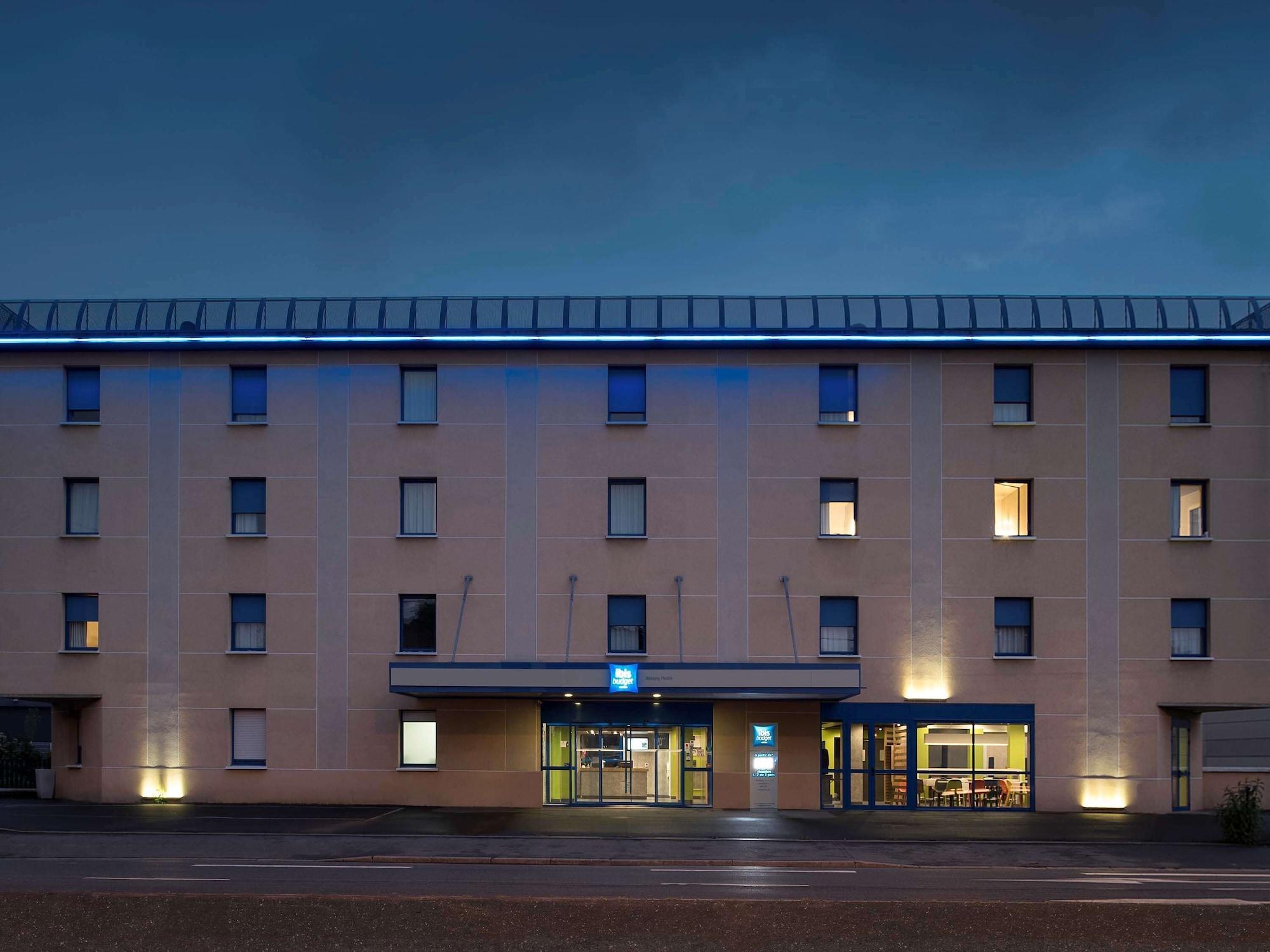Varios ibis budget Bobigny Pantin