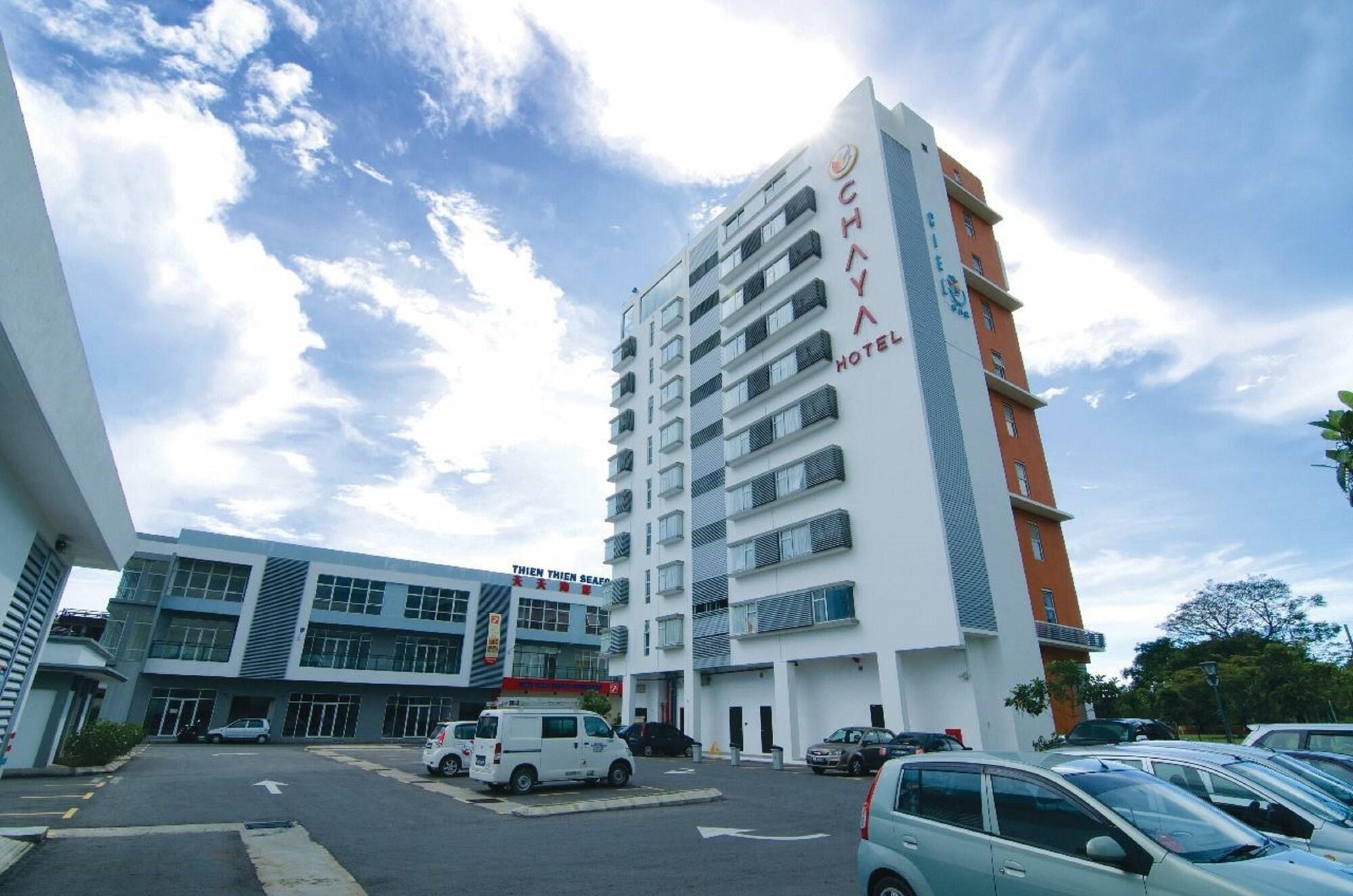 Varios C'haya Hotel