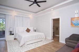 Alquiler Vacacional - The Sun Seeker Villa Ja. 7 bedroom villa with butler & chef, and housekeeping.