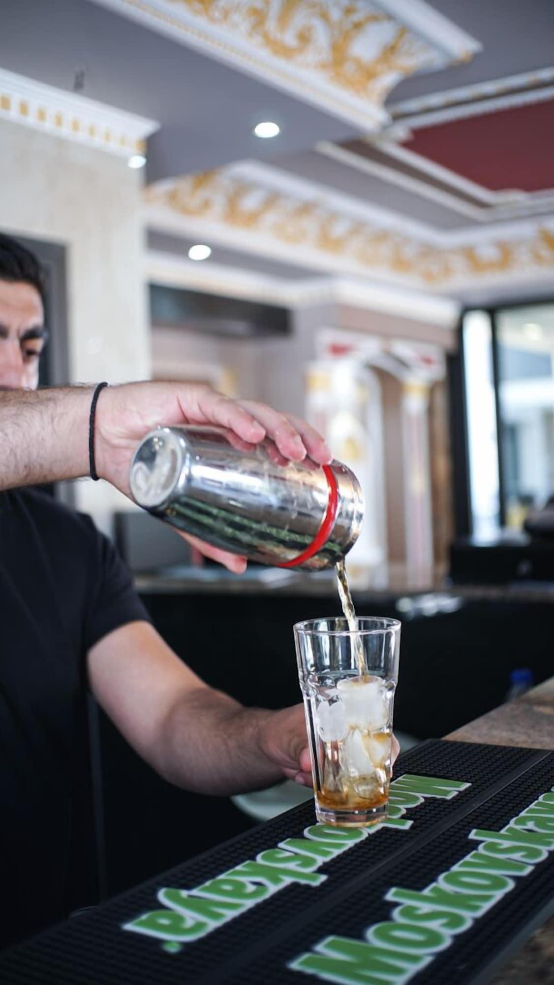 Bar/Salón Agnes Deluxe Hotel