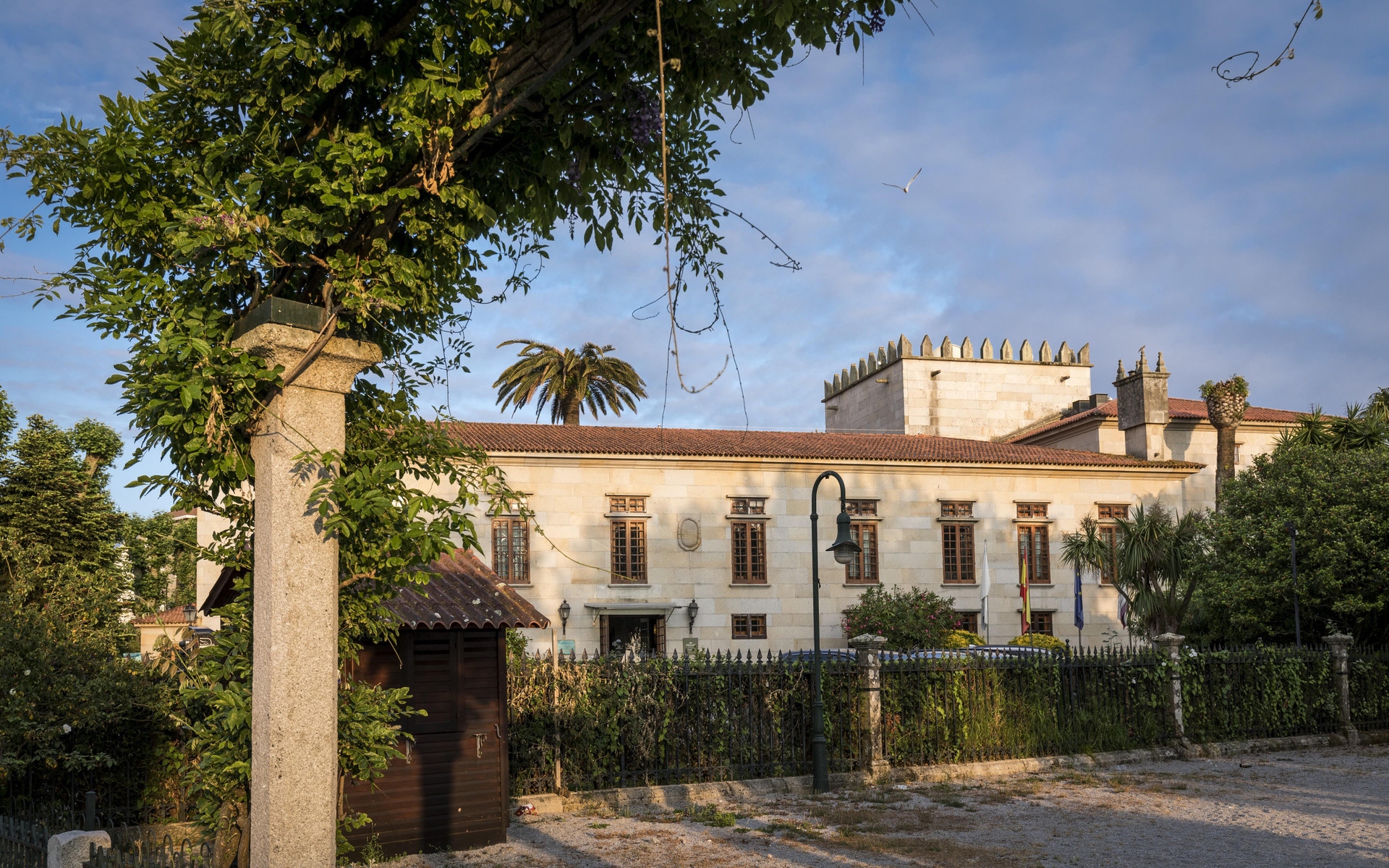 Vista Exterior Parador De Cambados