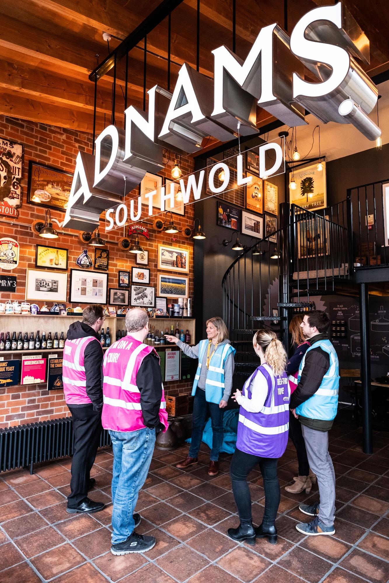 Vista Exterior The Swan