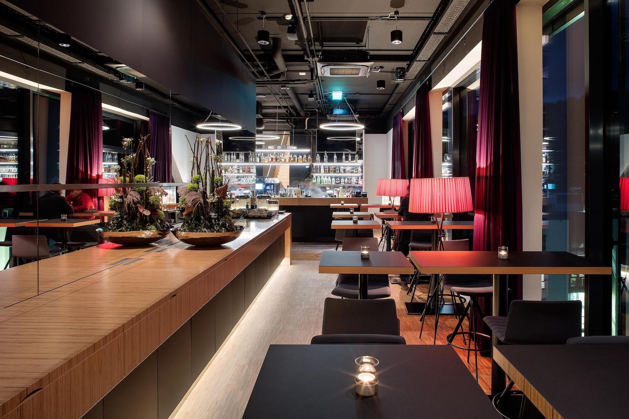 Bar/Salón Hotel am Remspark