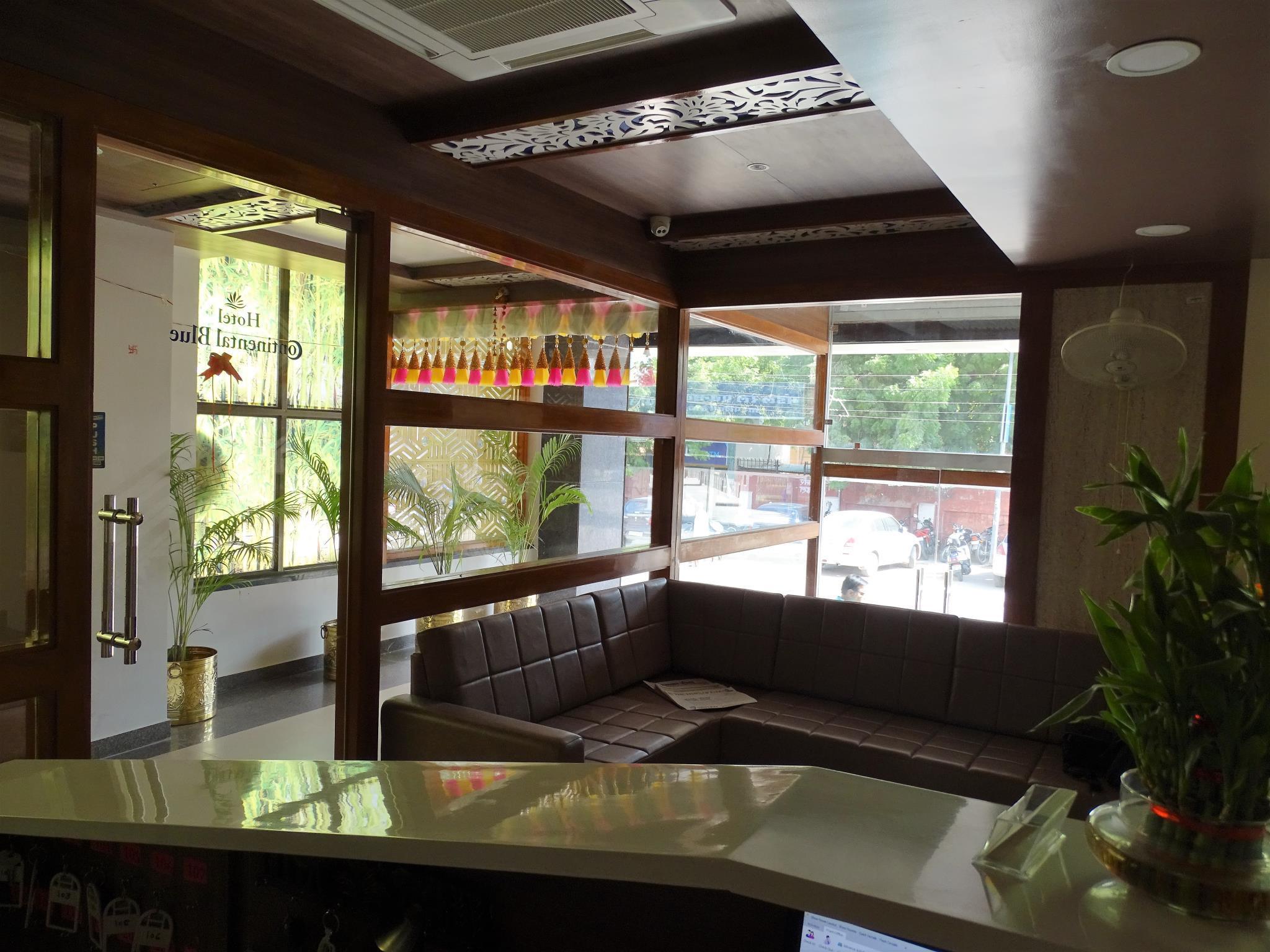 Vista Lobby Hotel Continental Blue