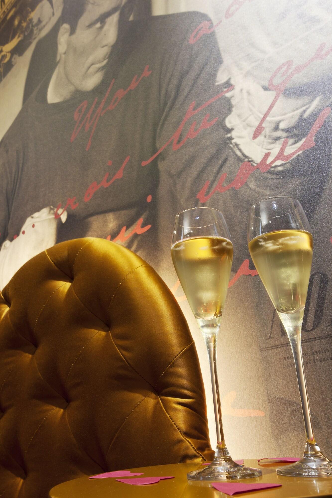 Set de Habitación Hotel Montmartre Mon Amour