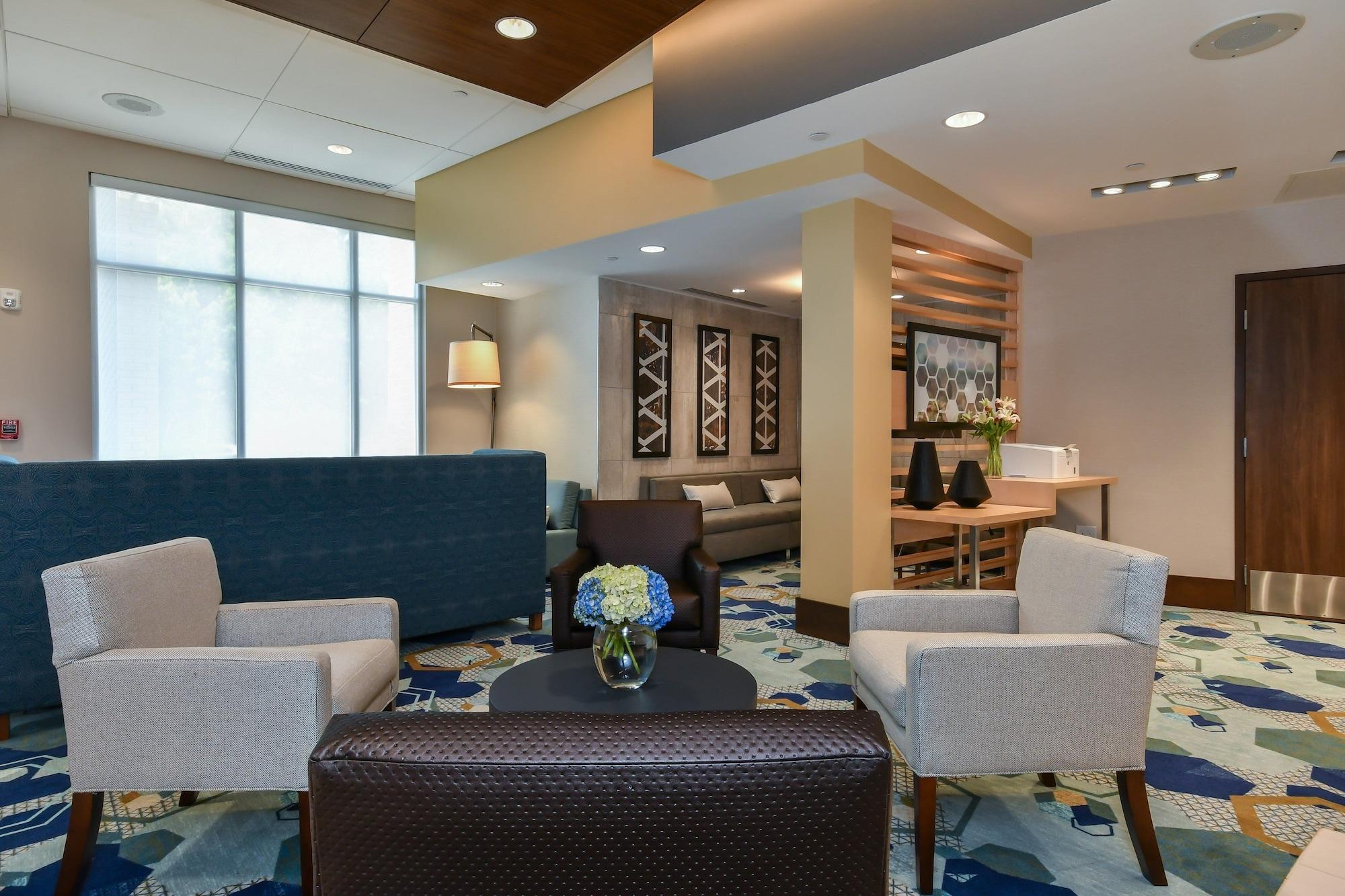 Vista Exterior Holiday Inn Express & Suites Charlotte - Ballantyne by IHG