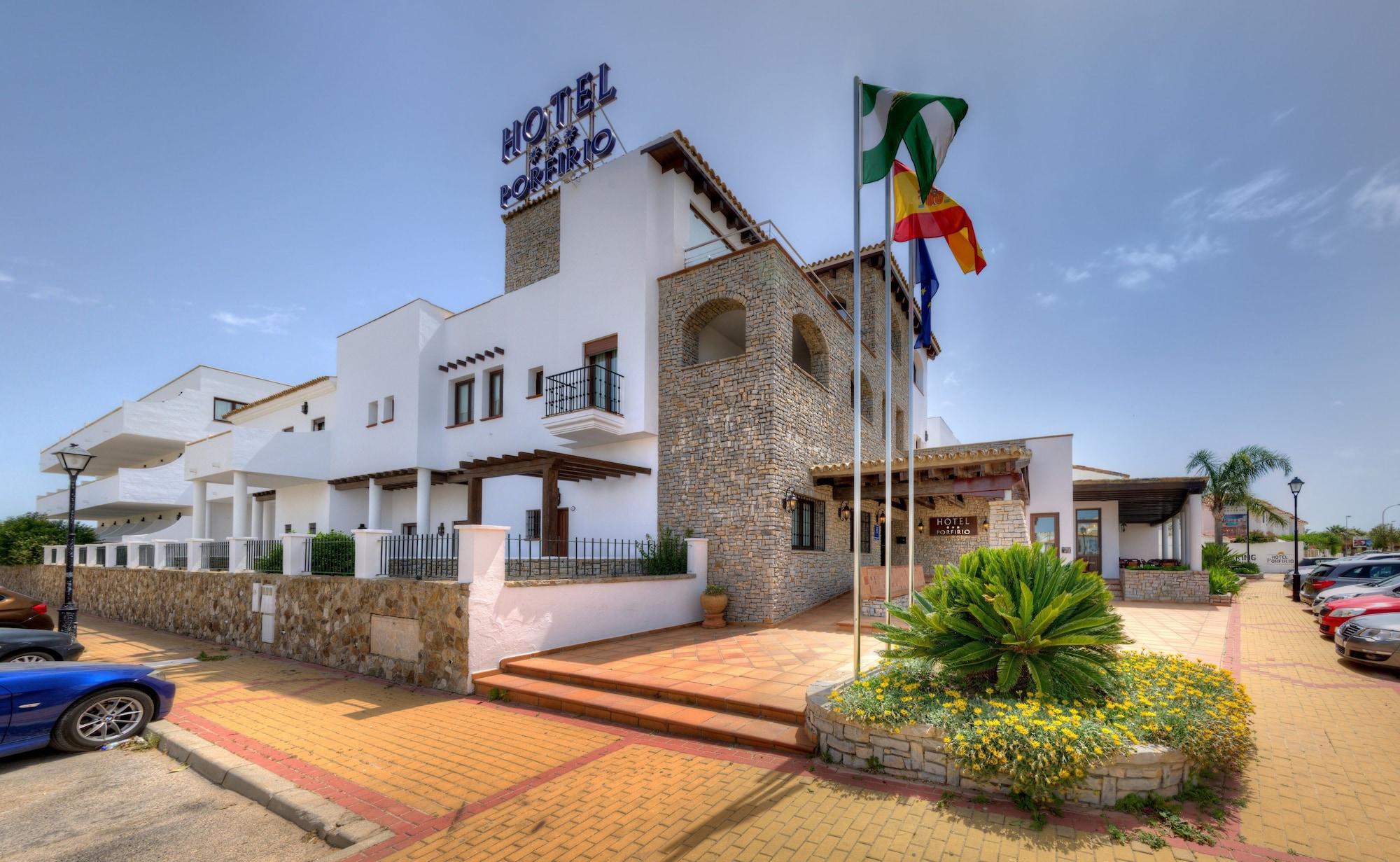 Vista Exterior Hotel Porfirio