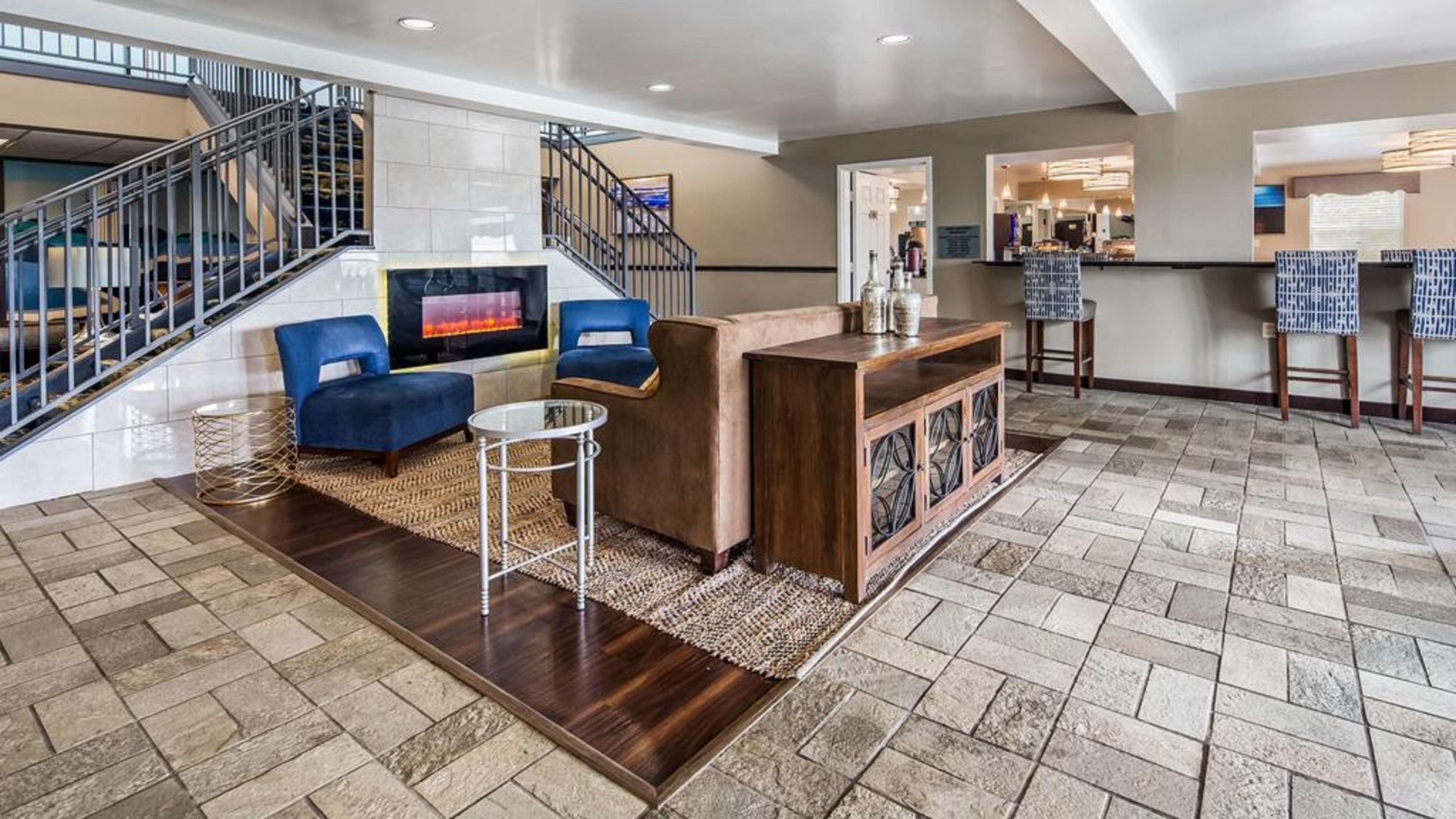 Vista Lobby Best Western Parkside Inn