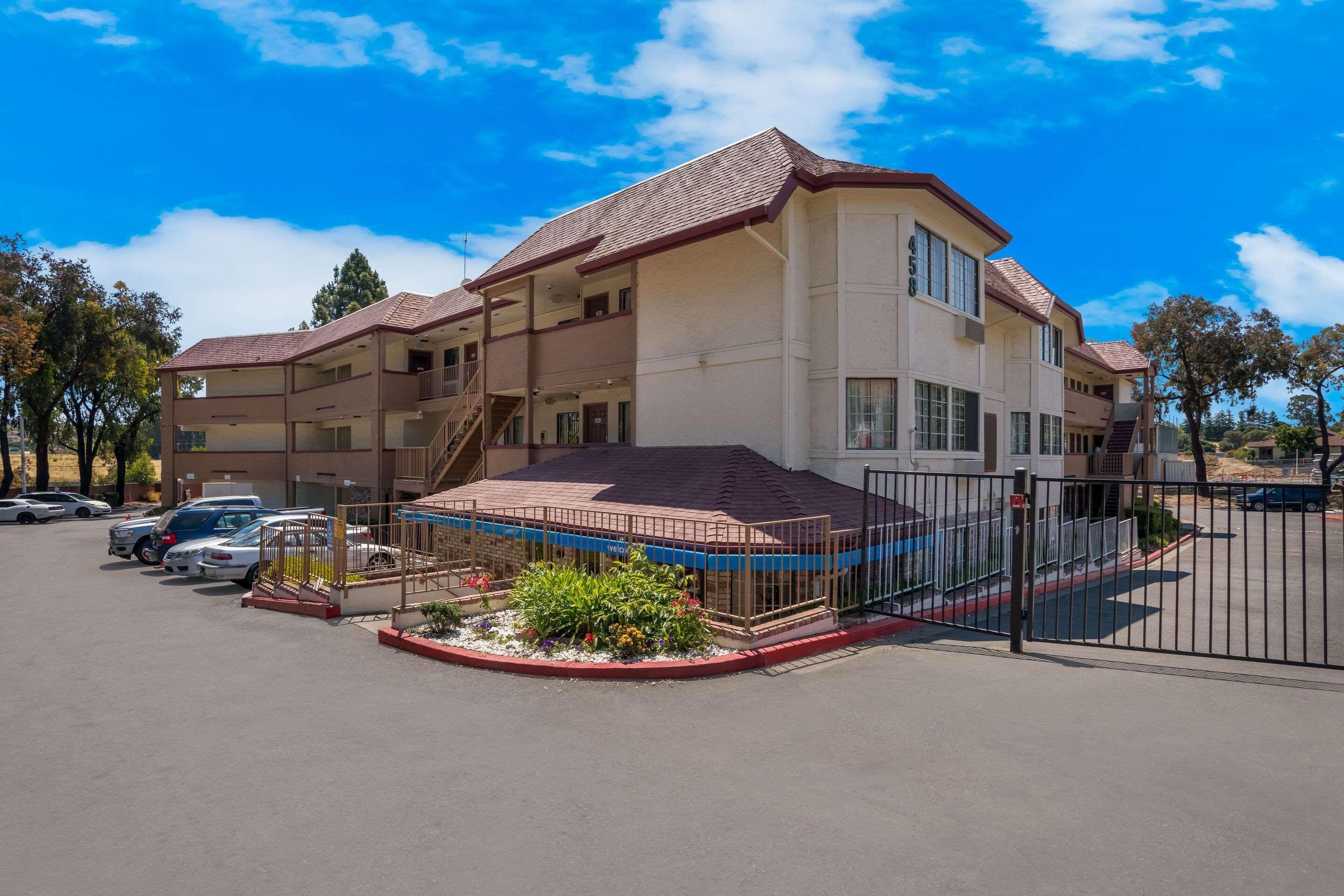 Vista Exterior Econo Lodge Vallejo Fairgrounds
