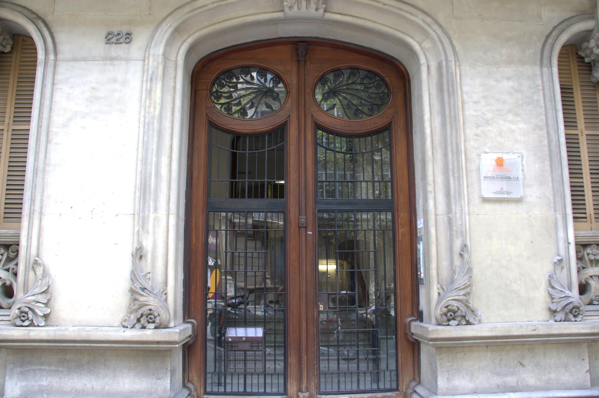 Vista Exterior Casa Barceló Hostel