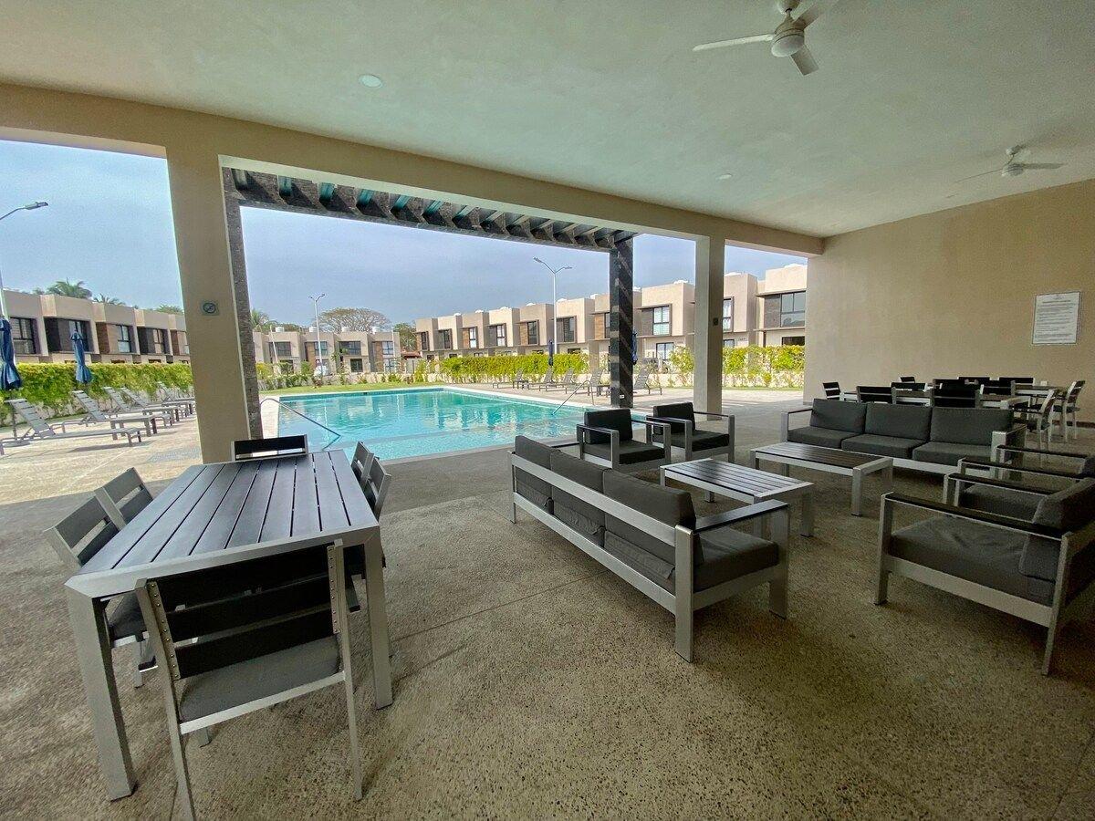 Restaurant Estancia Ideal con Piscina, a 15 Min Playa