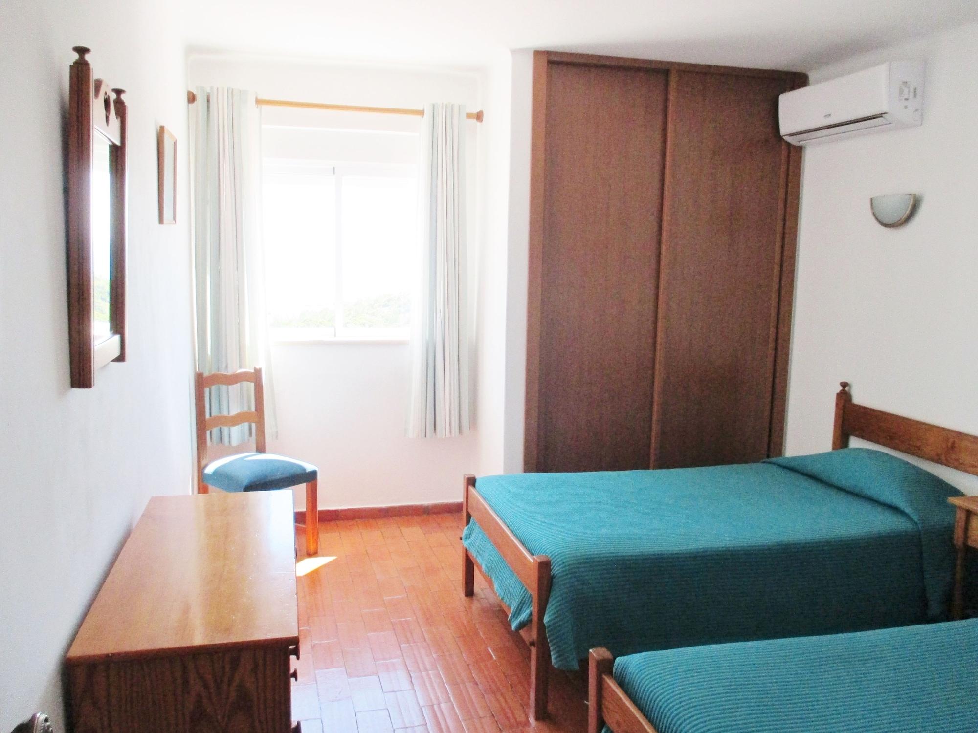 Habitación Salema Praia Club