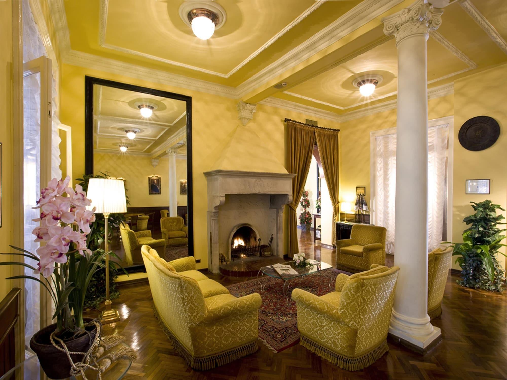 Vista Lobby Grand Hotel Vittoria