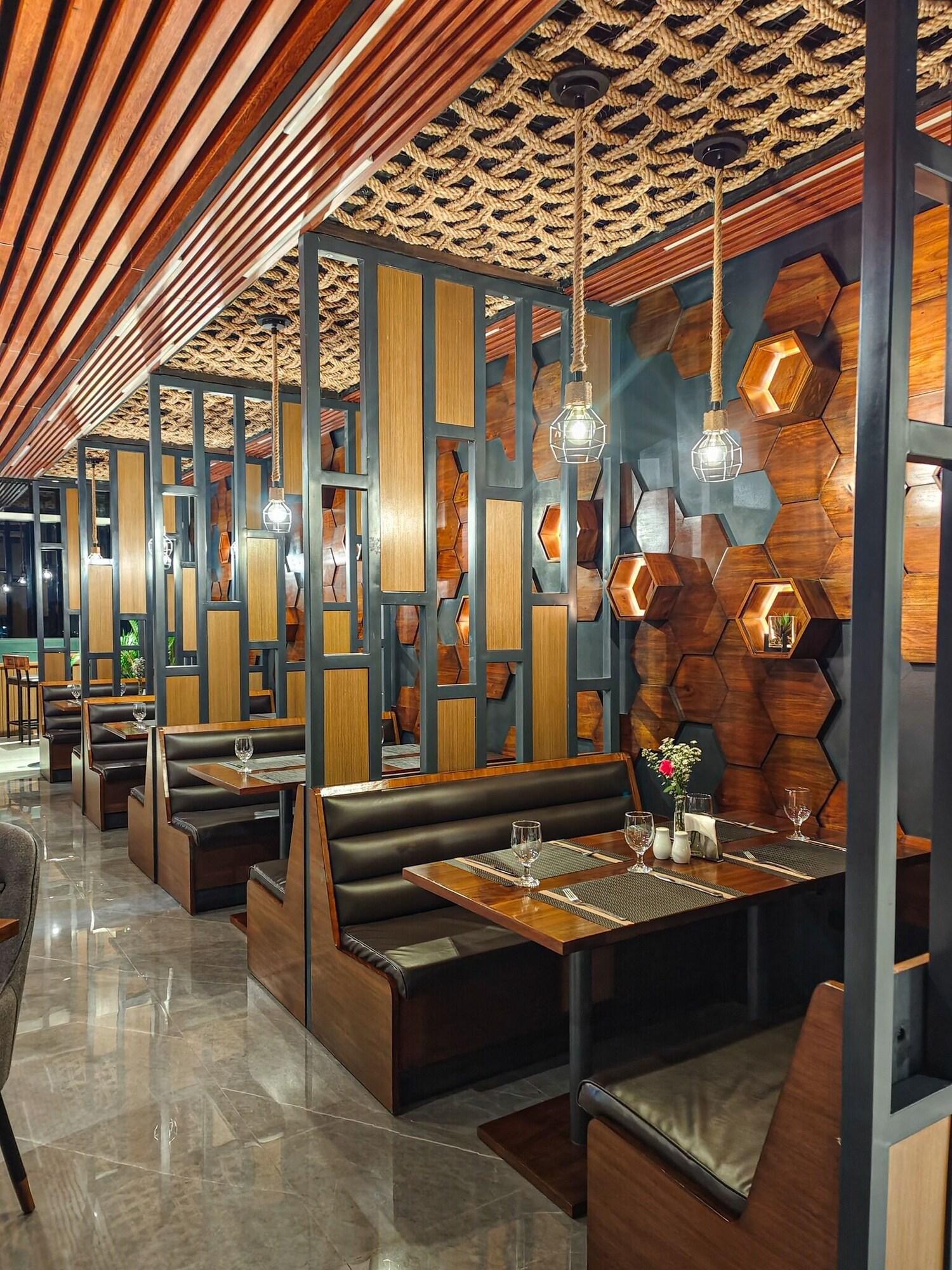 Restaurant Hayat Sky Towers