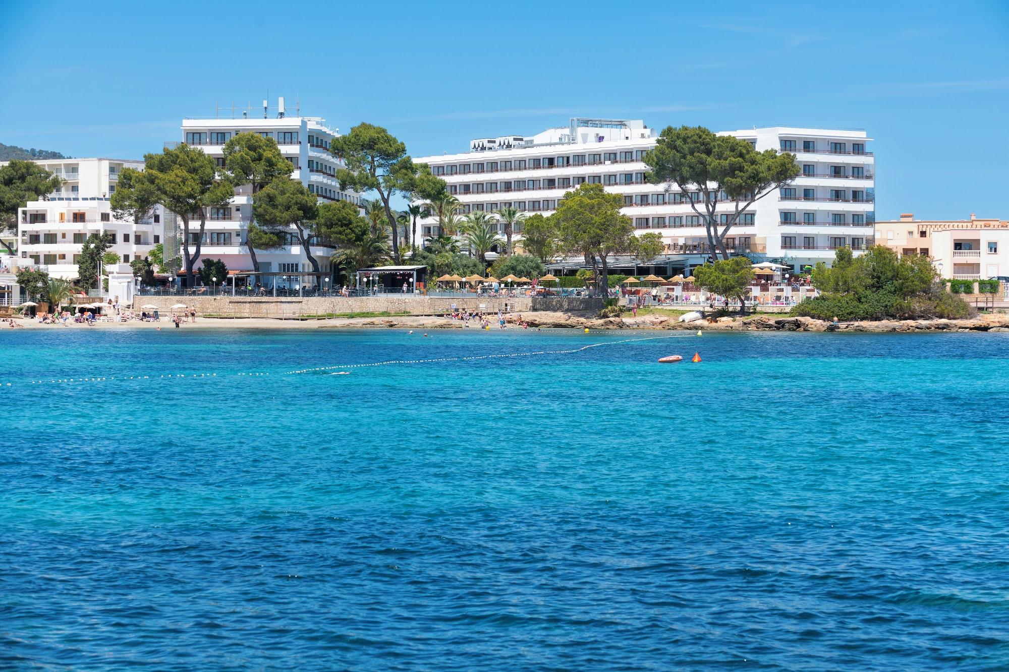 Vista Exterior Leonardo Royal Ibiza Santa Eulalia