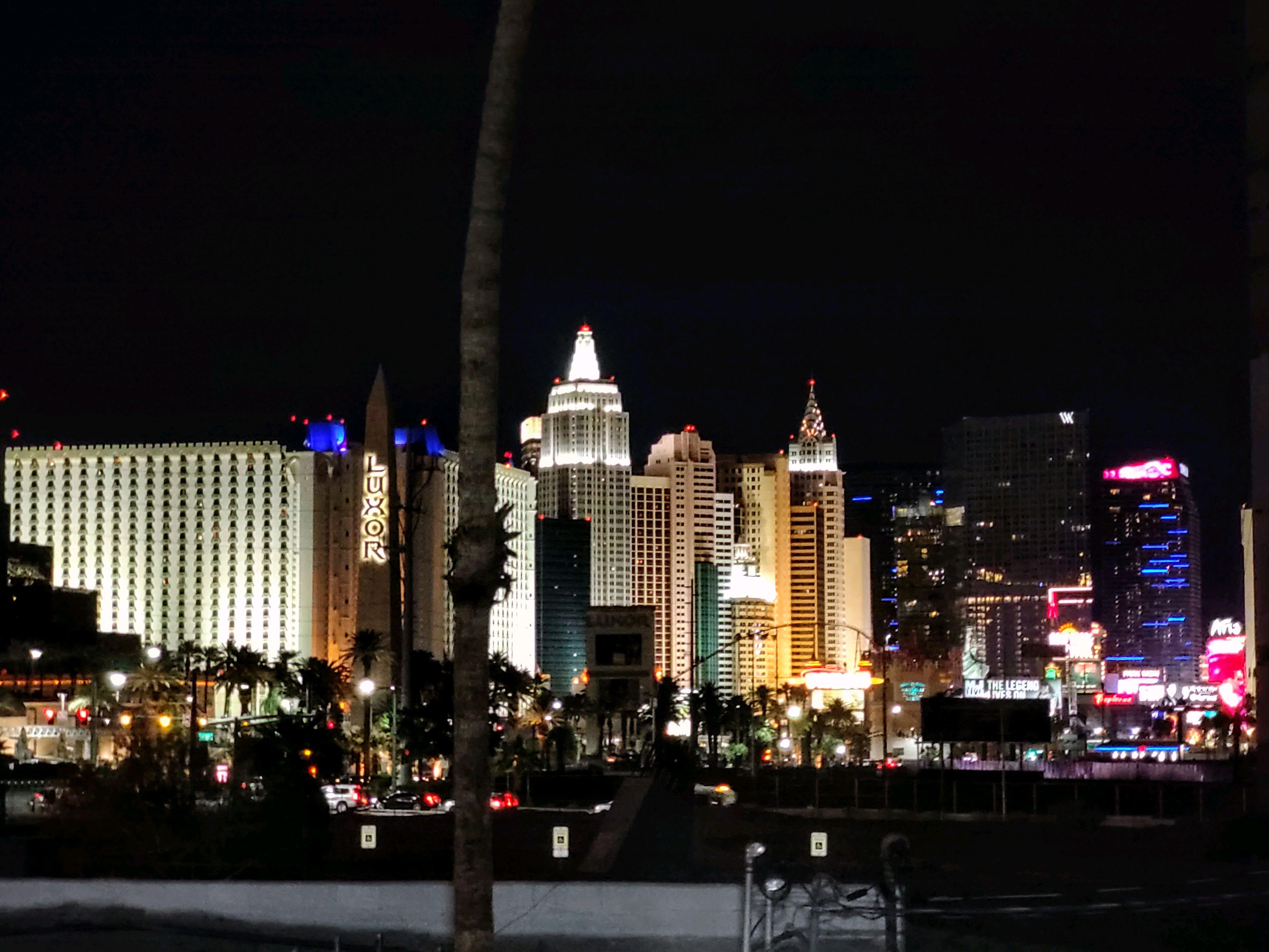 Varios Nirvana Hotel