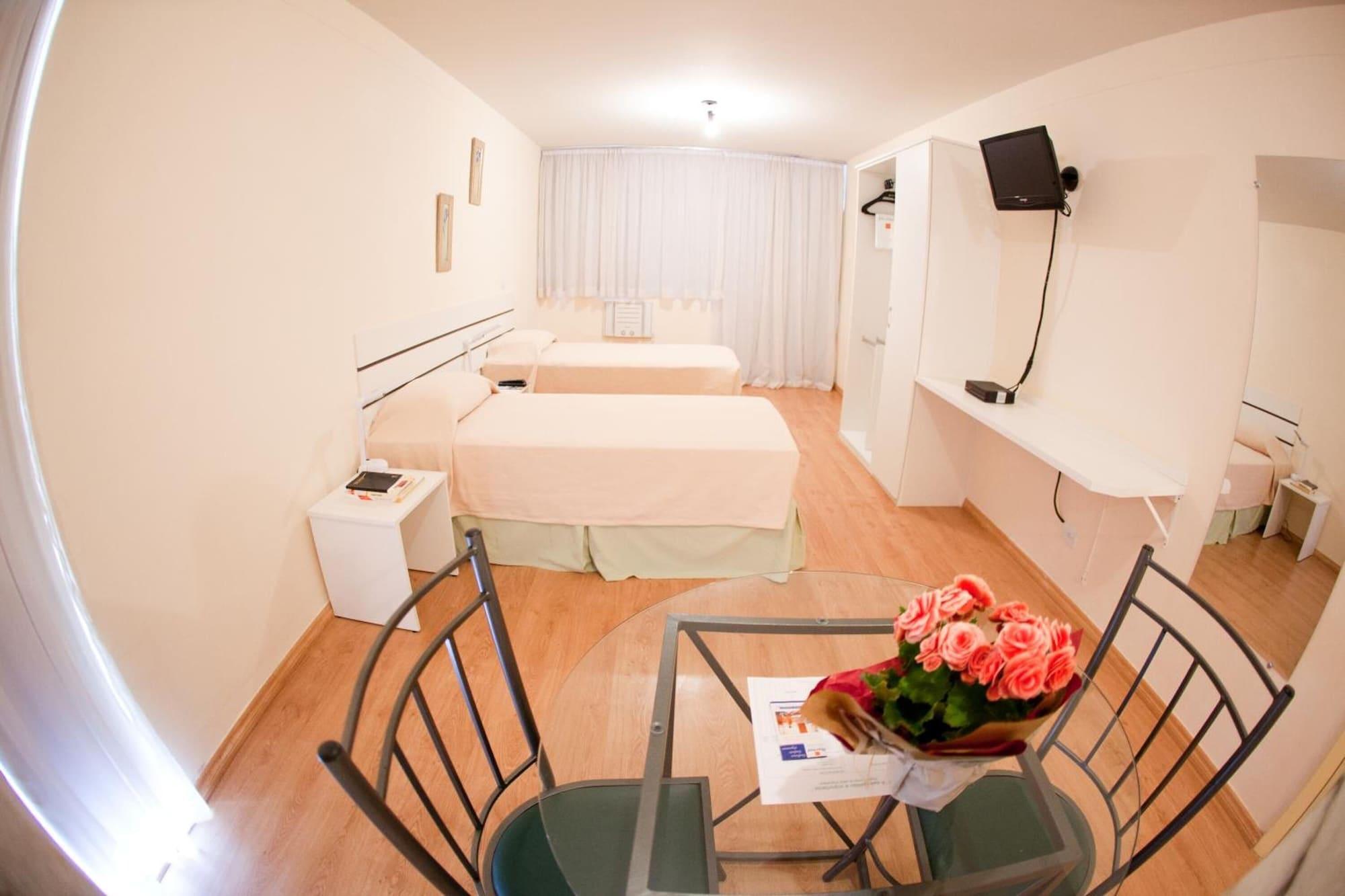 Habitación Harbor Self Buriti Suites Hotel