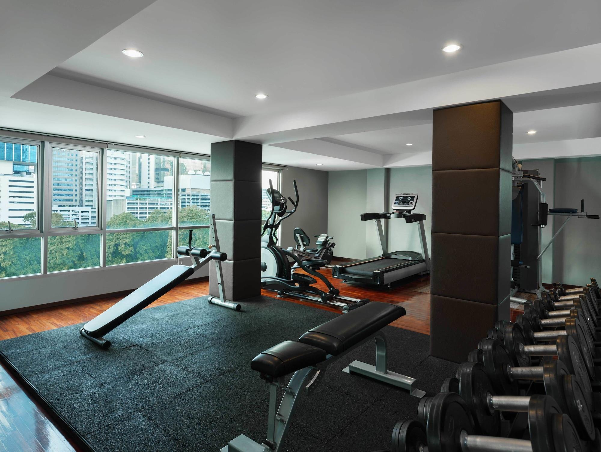Gimnasio Silom Lofts Hotel
