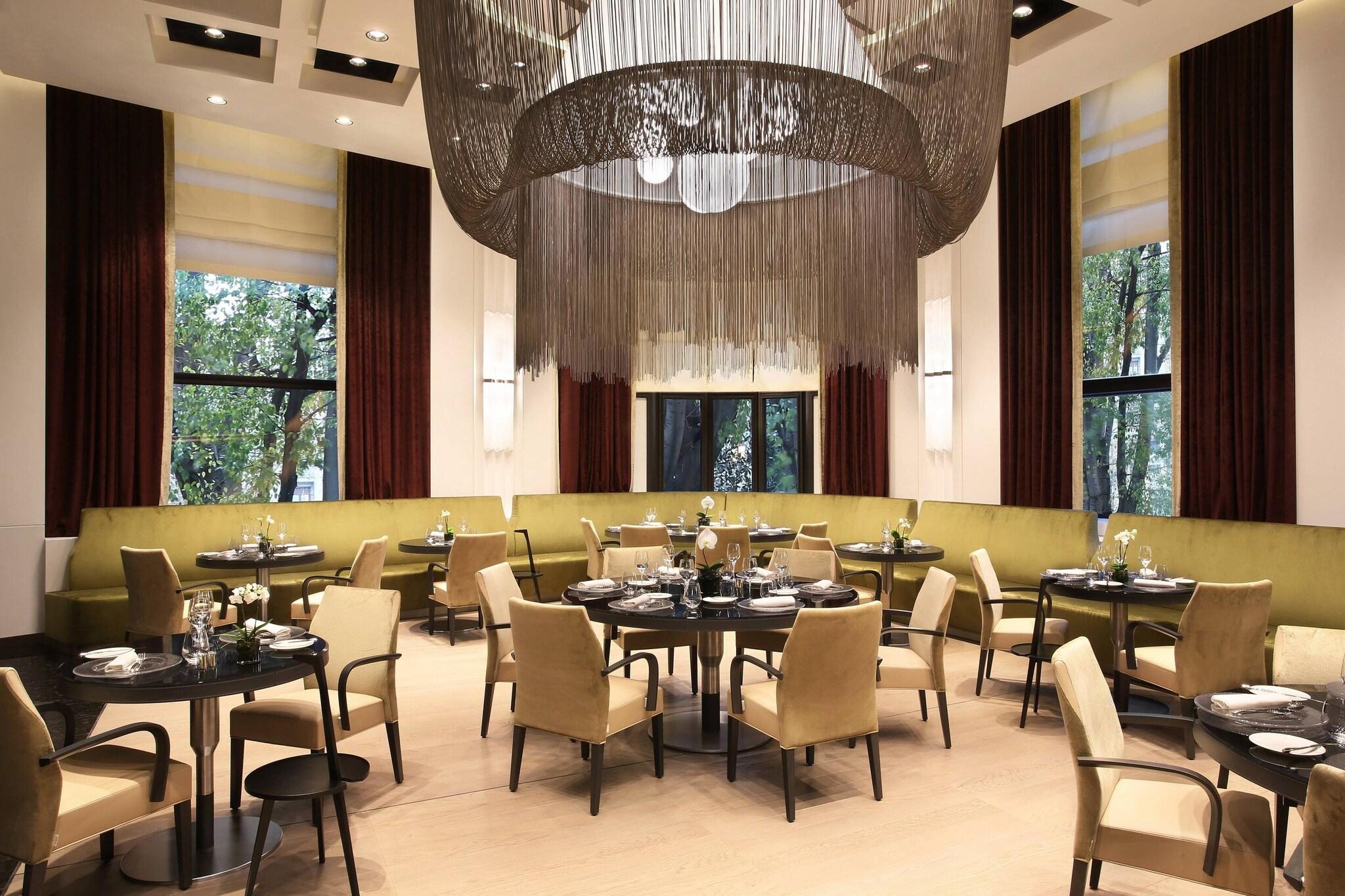 Restaurant Excelsior Hotel Gallia, a Luxury Collection Hotel, Milan