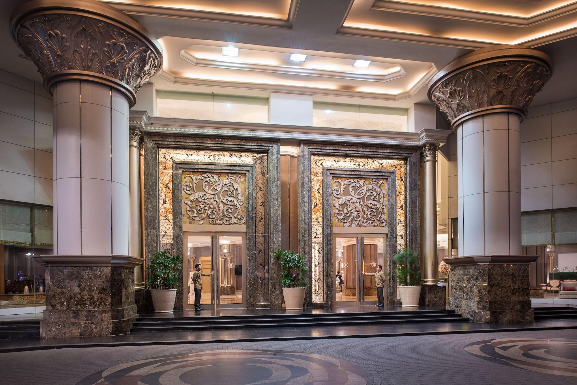 Vista Lobby The Berkeley Hotel Pratunam
