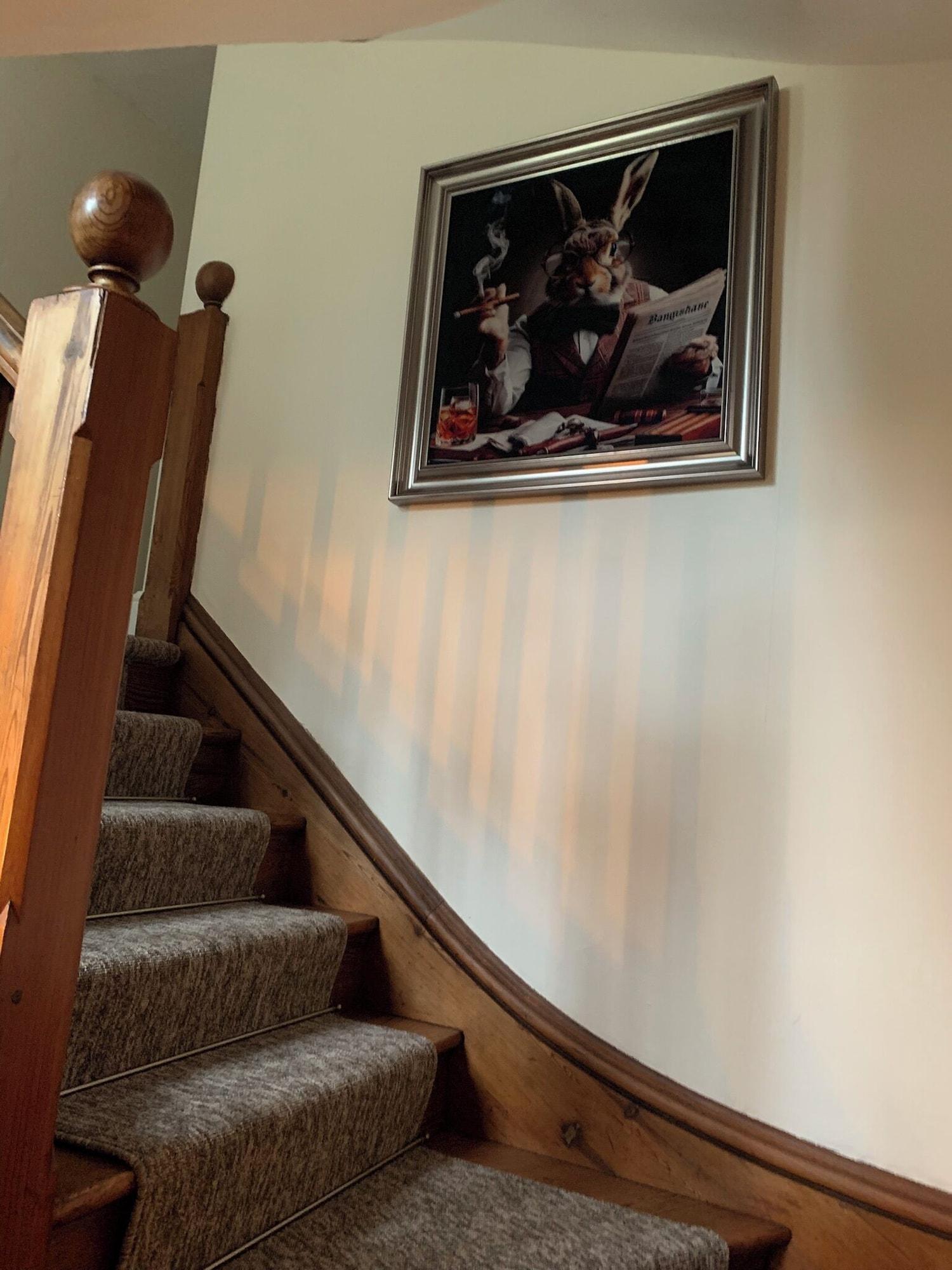 Varios Rorrington Hall