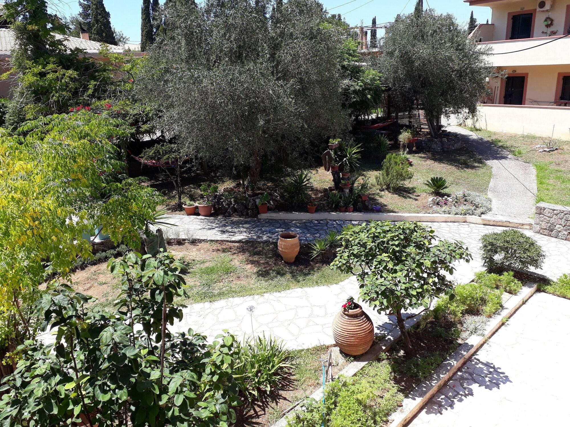 Vista Exterior Pierhouse Hotel in Gouvia