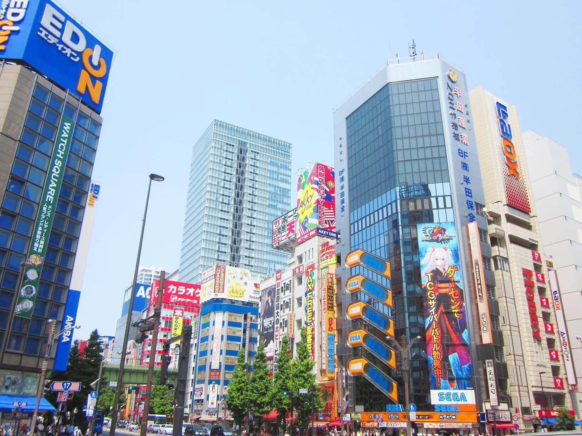 Vista Exterior Hotel Emit Ueno