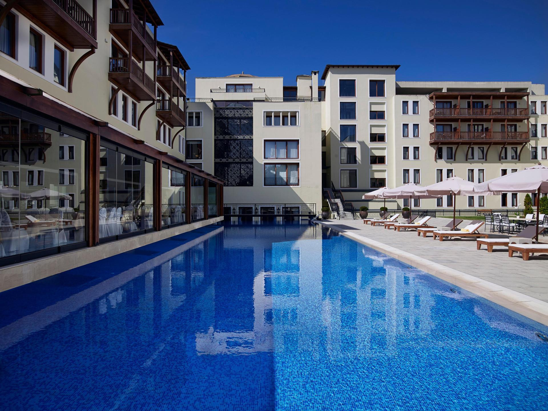 Vista Exterior Grand Serai Congress & Spa