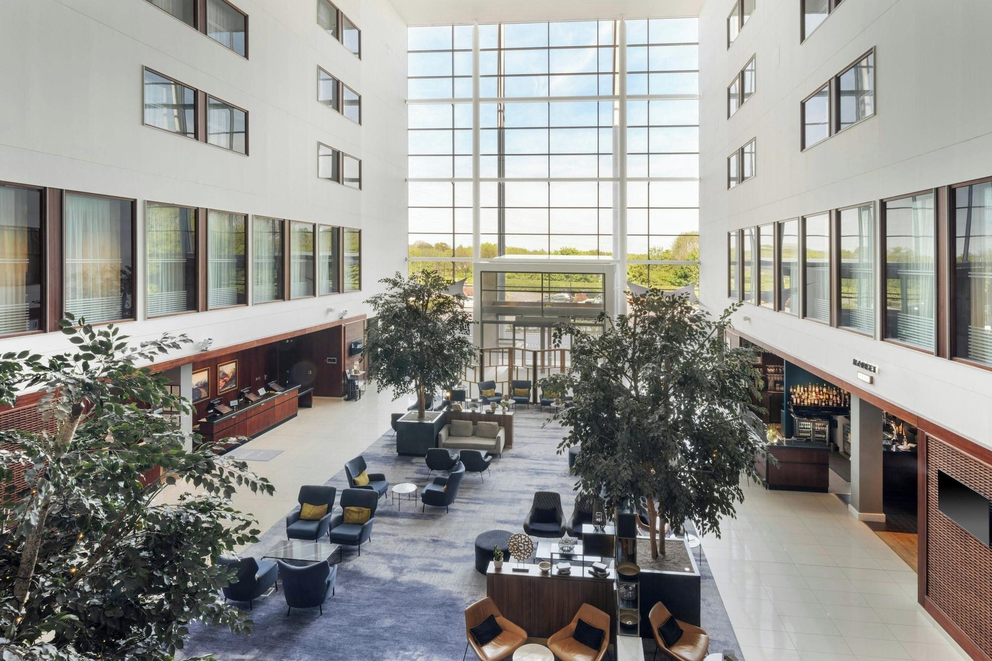 Vista Lobby Leicester Marriott Hotel
