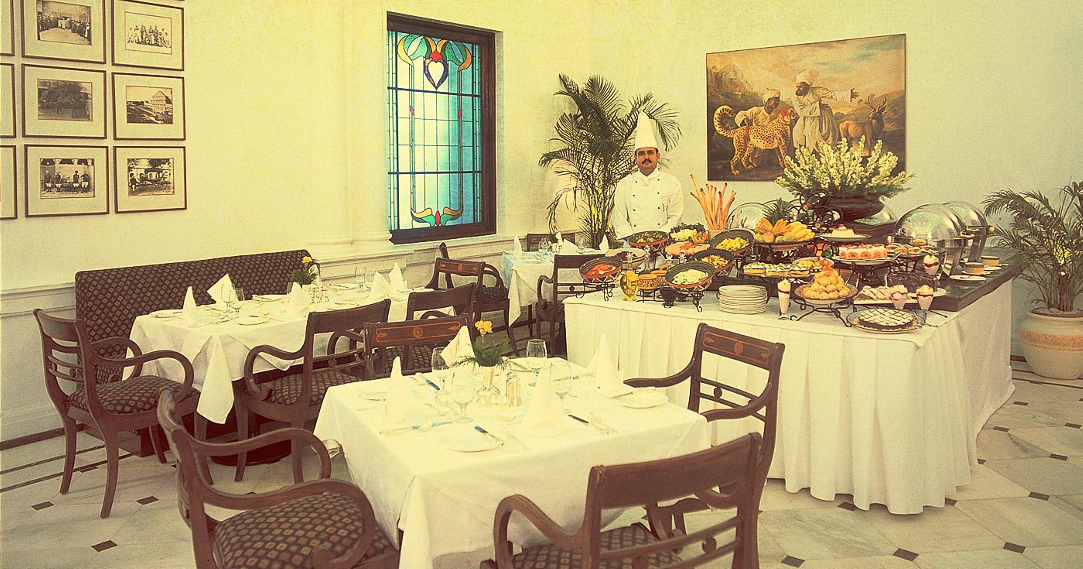 Restaurant Maidens Hotel, Delhi