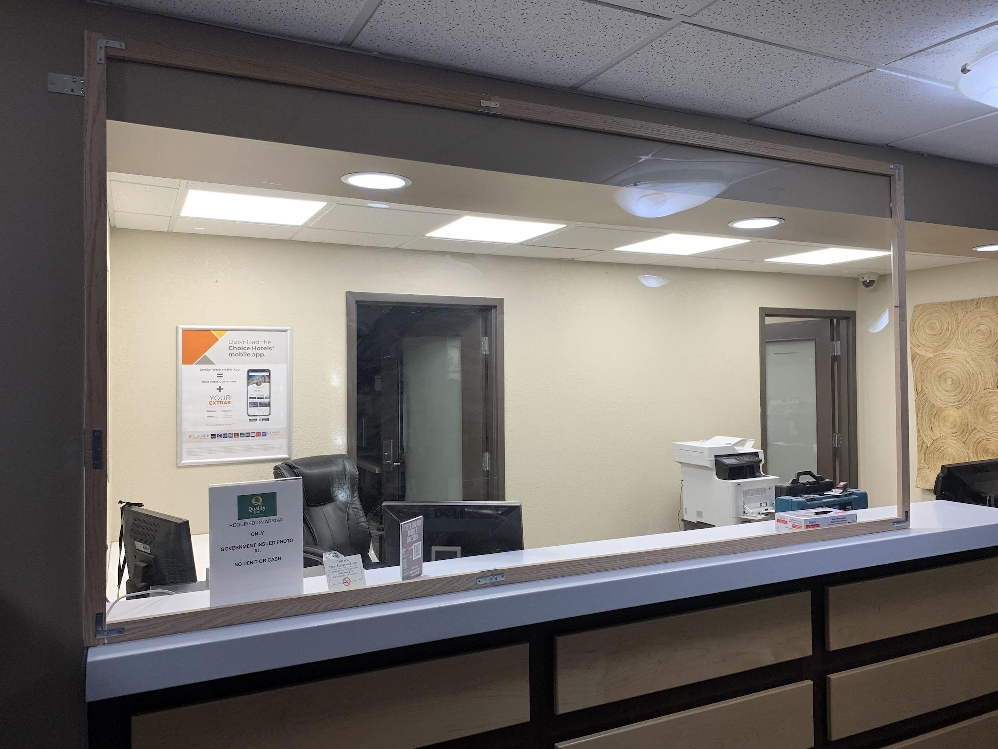 Vista Lobby Travelodge Suites by Wyndham Estevan