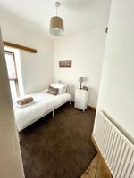 Alquiler Vacacional - Welsh Cottage nestled in the Afan Valley. MTB & Hiking Trails just a step away..