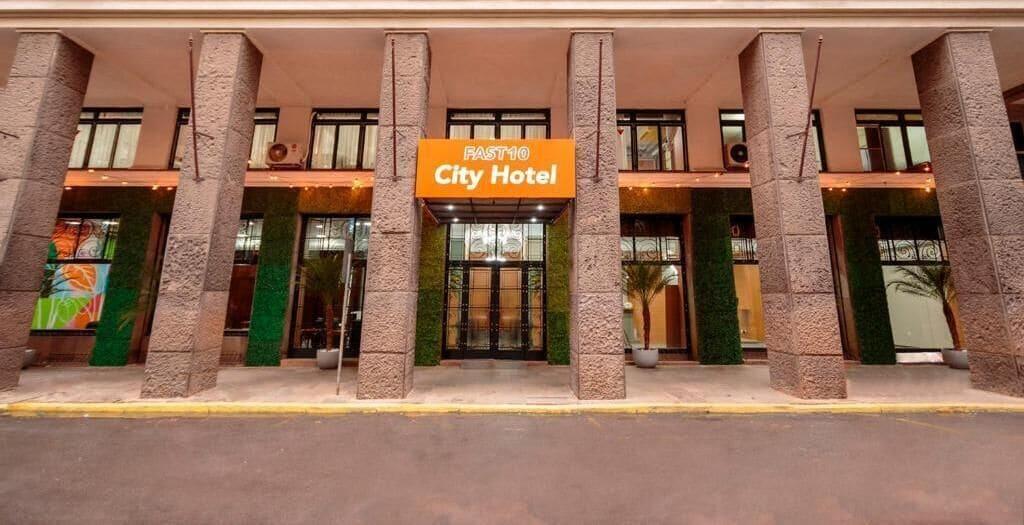 Vista Exterior Fast 10 City Hotel