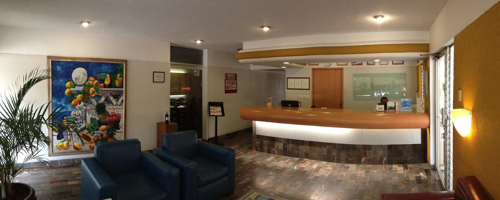 Vista Lobby Azteca Inn