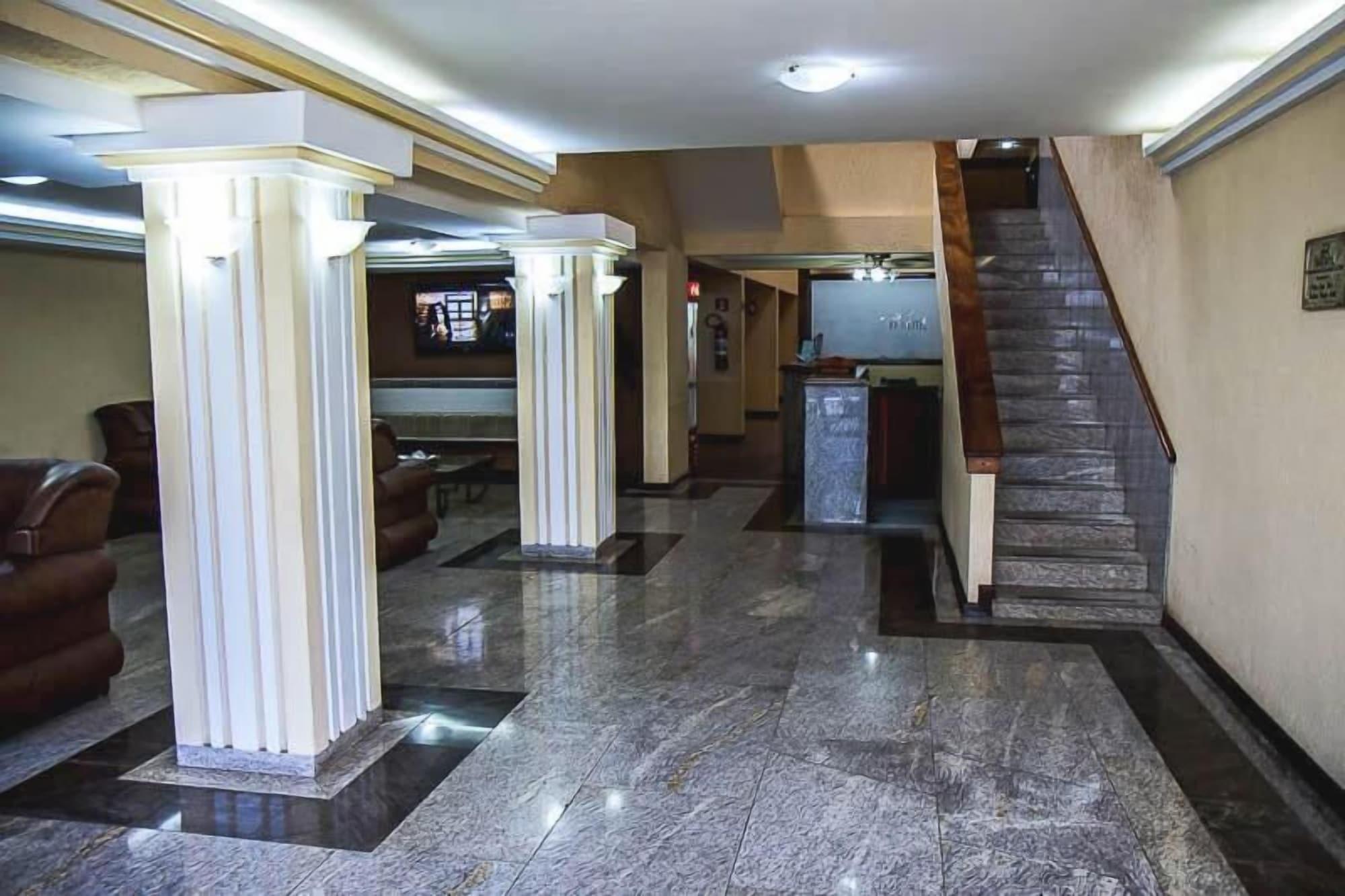 Vista Lobby Sakr Hotel