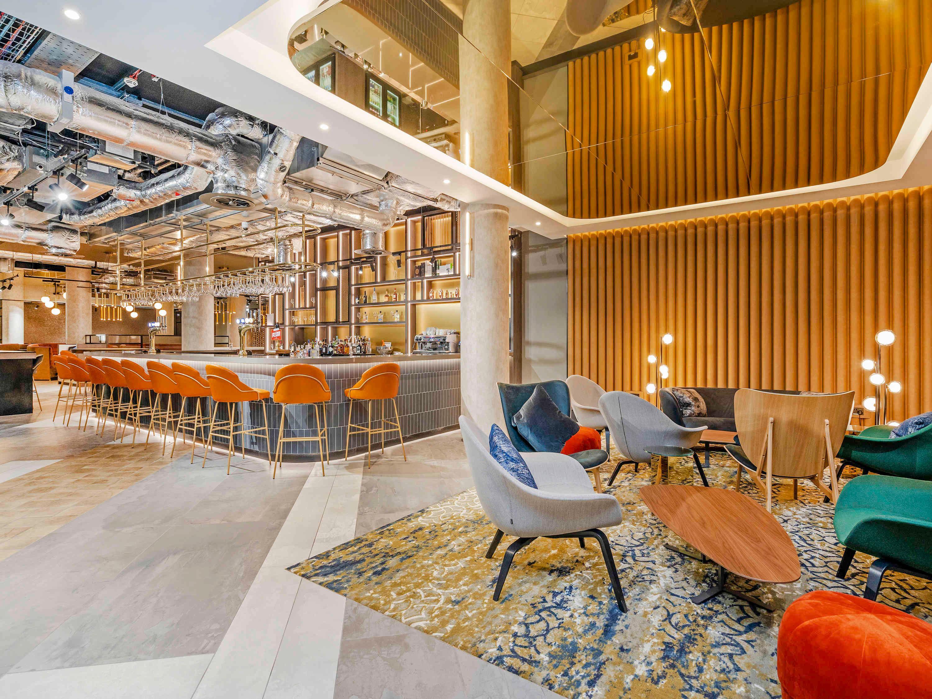 Bar/Salón Novotel Leicester