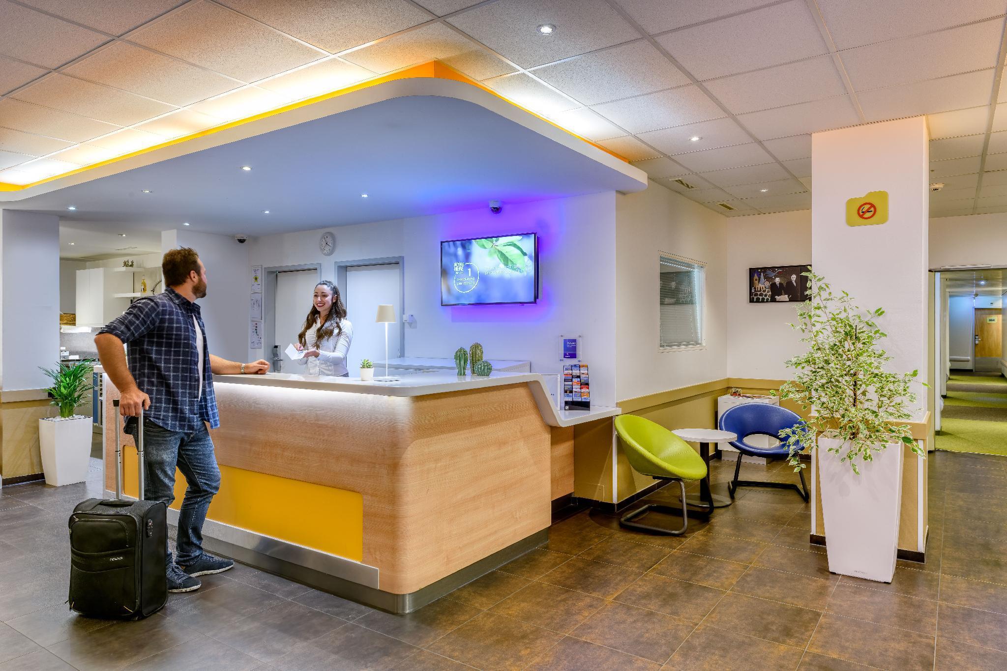 Vista Lobby ibis budget Luzern City