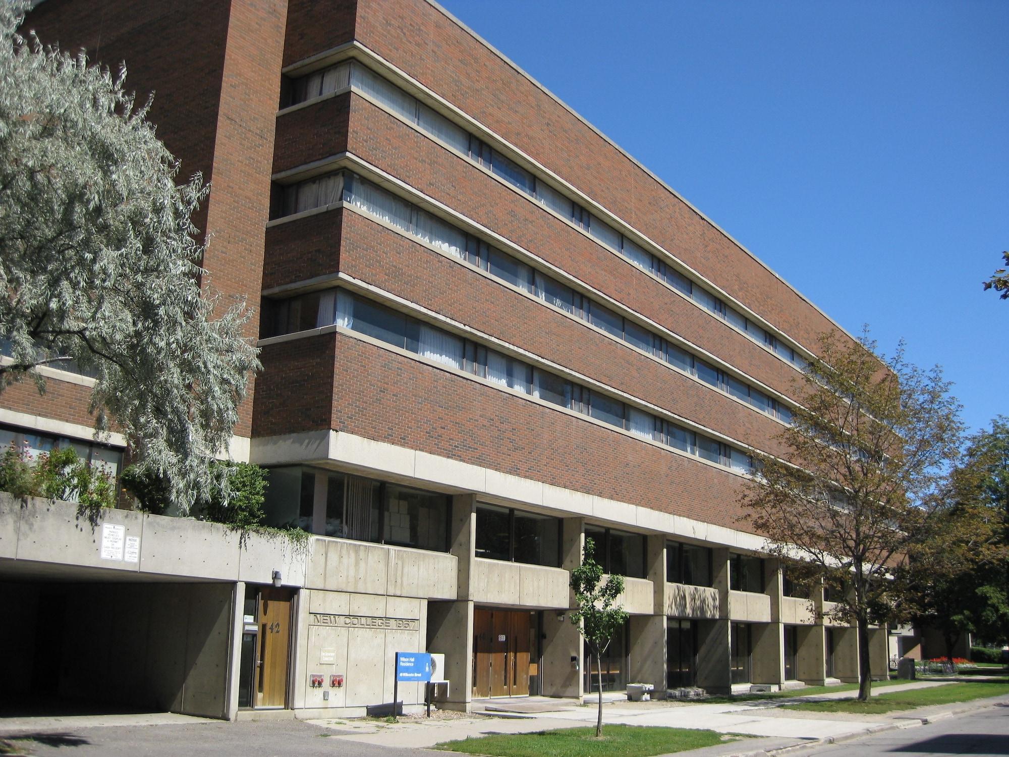 Vista Exterior University of Toronto - Wilson Hall Residence