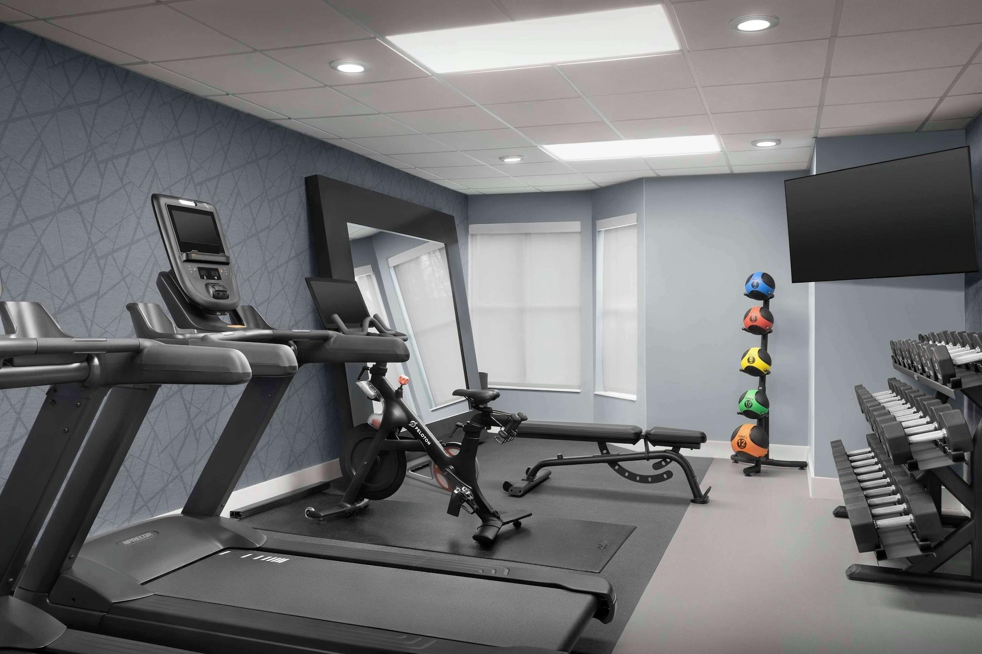 Gimnasio Homewood Suites by Hilton Nashville Airport