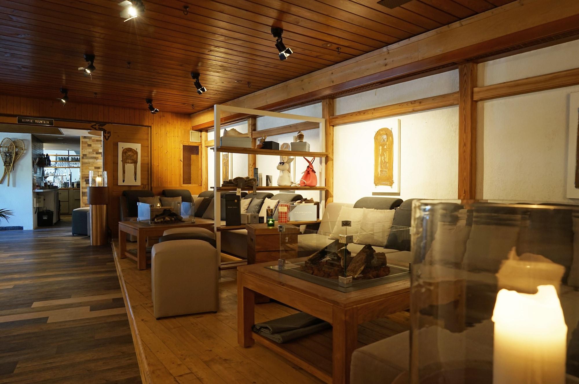 Bar/Salón Hotel Twing