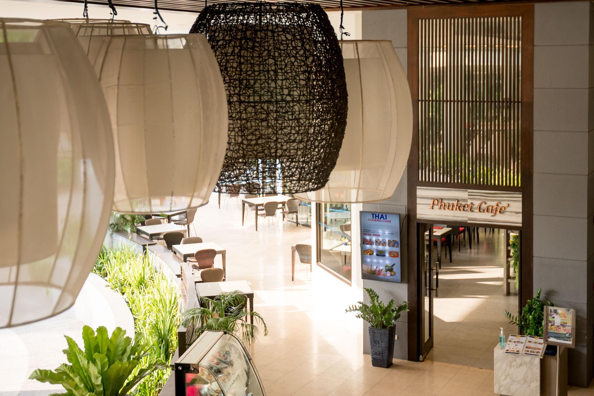 Vista Lobby Deevana Plaza Phuket