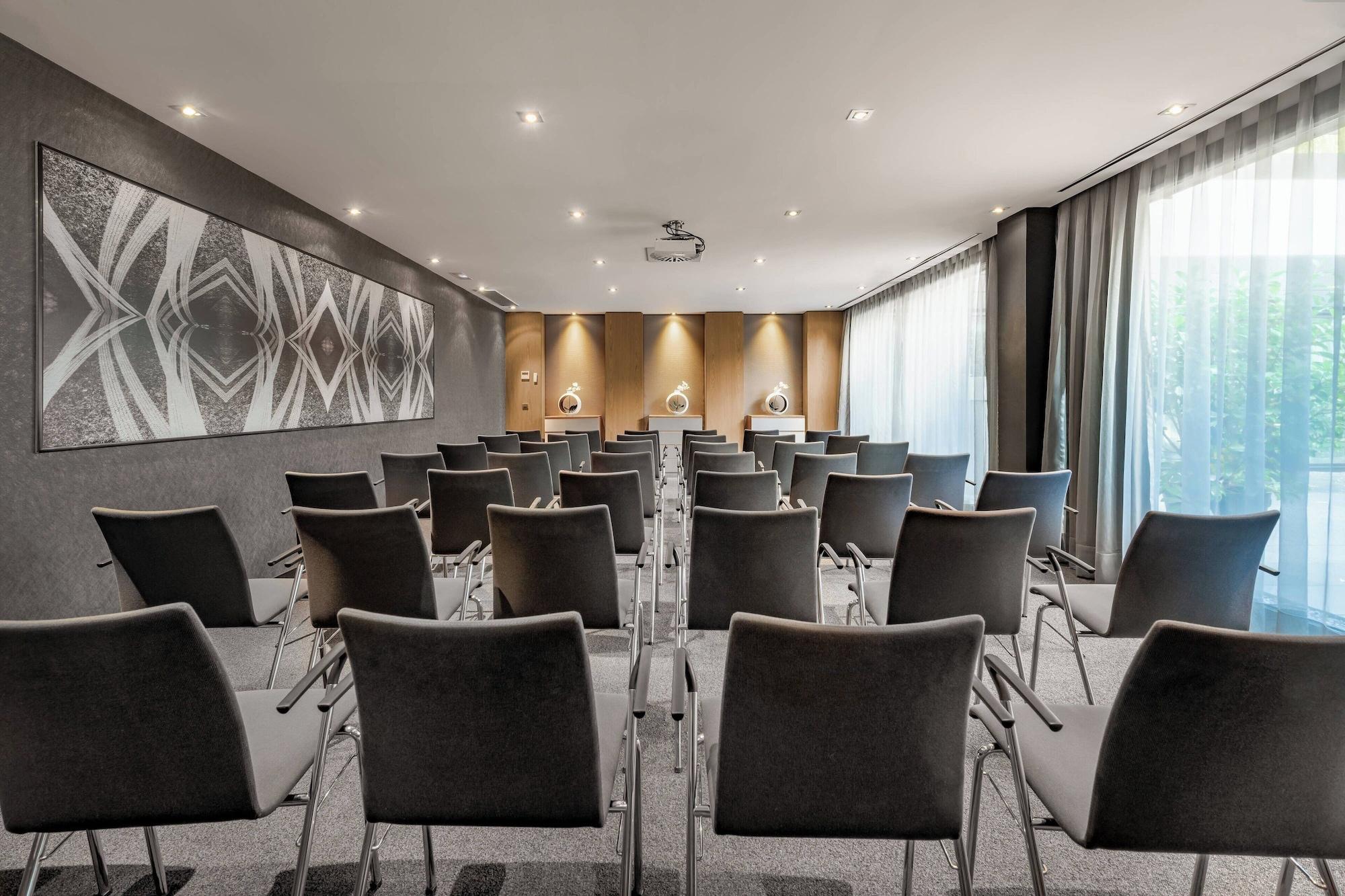 Sala de Reuniones AC Hotel Atocha by Marriott