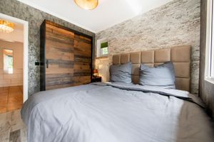 Alquiler Vacacional - Exclusive and stylish! 5 *****Apartment on the banks of the Maar basin with a view of the Maar